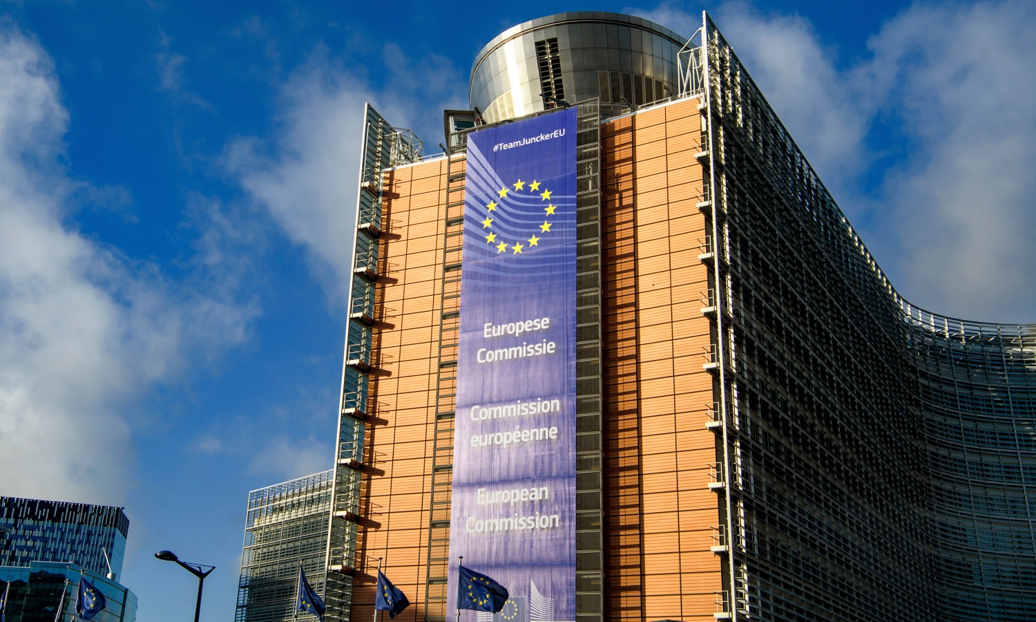 Unia wyłącza miedź. Koniec starego Internetu jest bliski