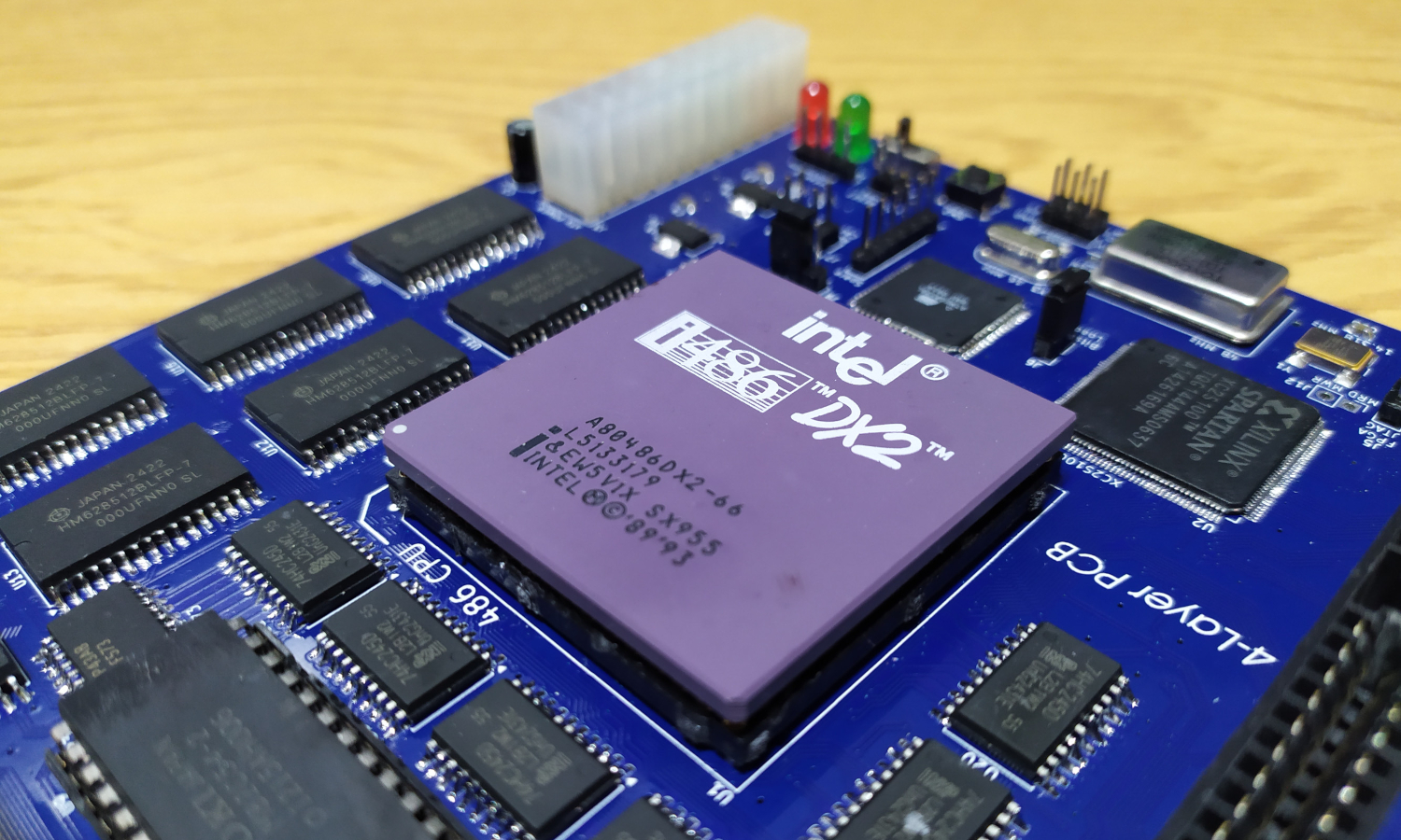 Polak odmienił świat retro PC. Ta płyta główna zmienia wszystko