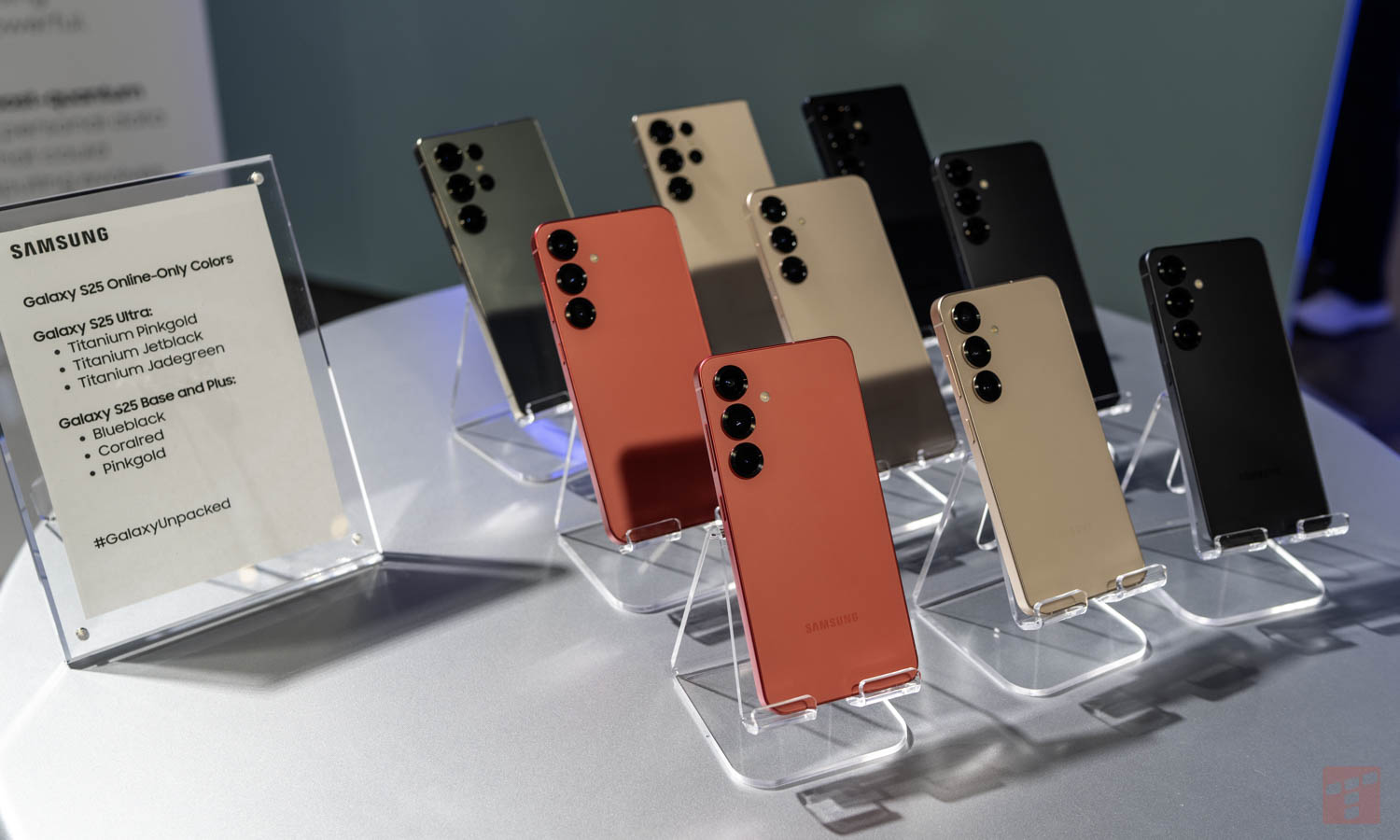 Samsung z rekordowymi przychodami. Koreańczycy stawiają na chudsze telefony