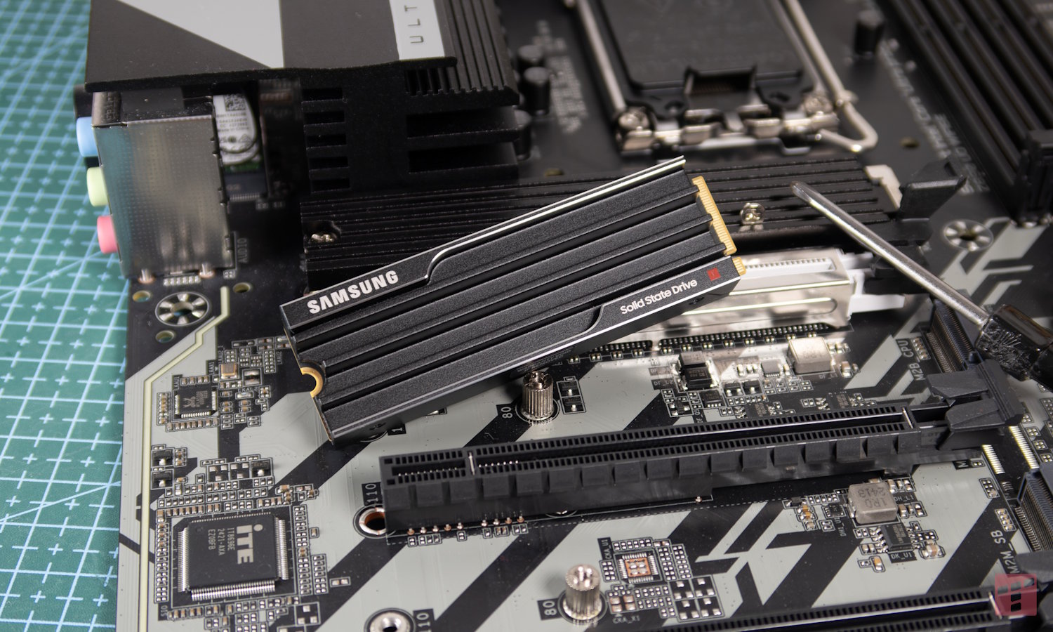 Pamięci RAM to jeszcze nic. Kolejny cios nadejdzie z innej strony