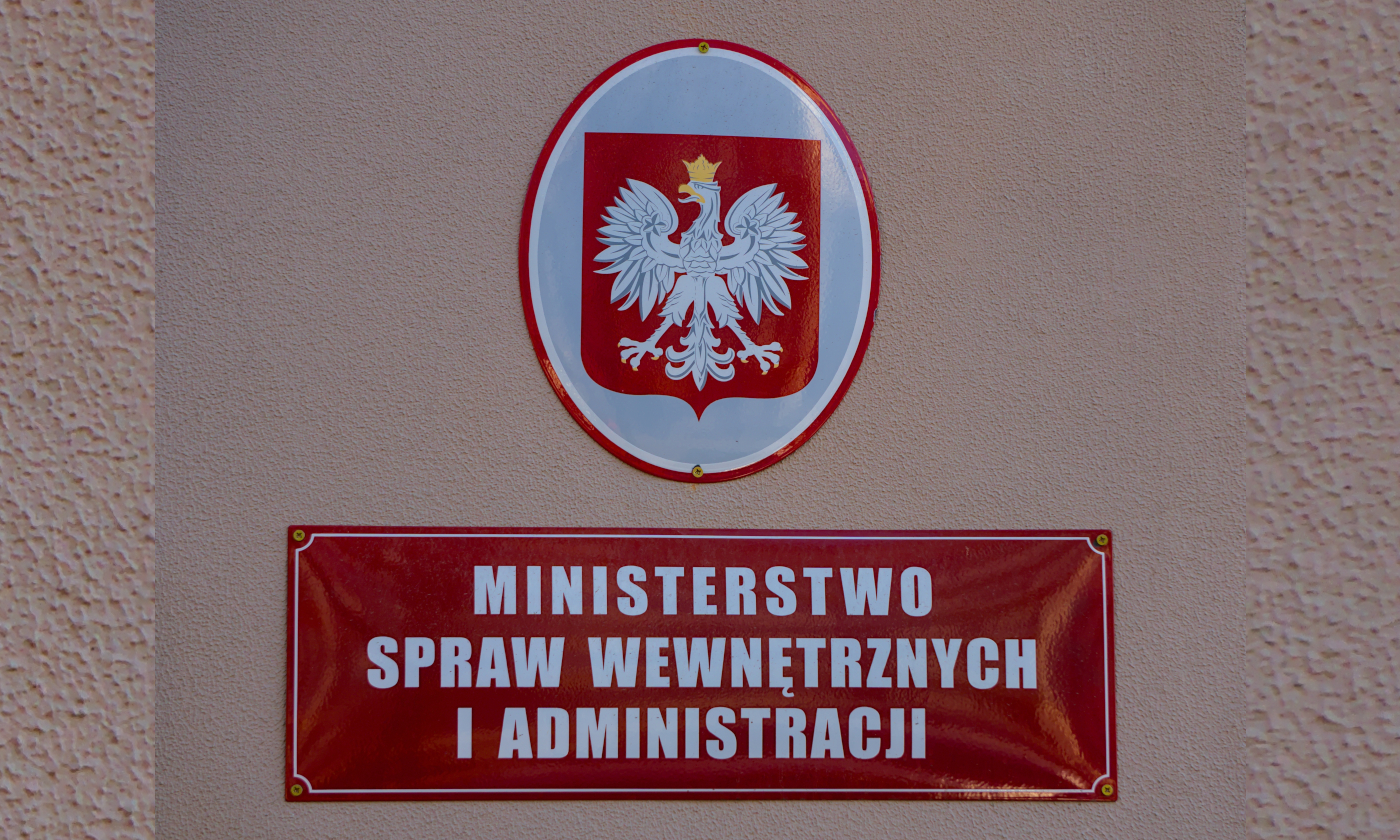 Rząd rozdaje za darmo elektronikę. Trafi do 140 tysięcy domów