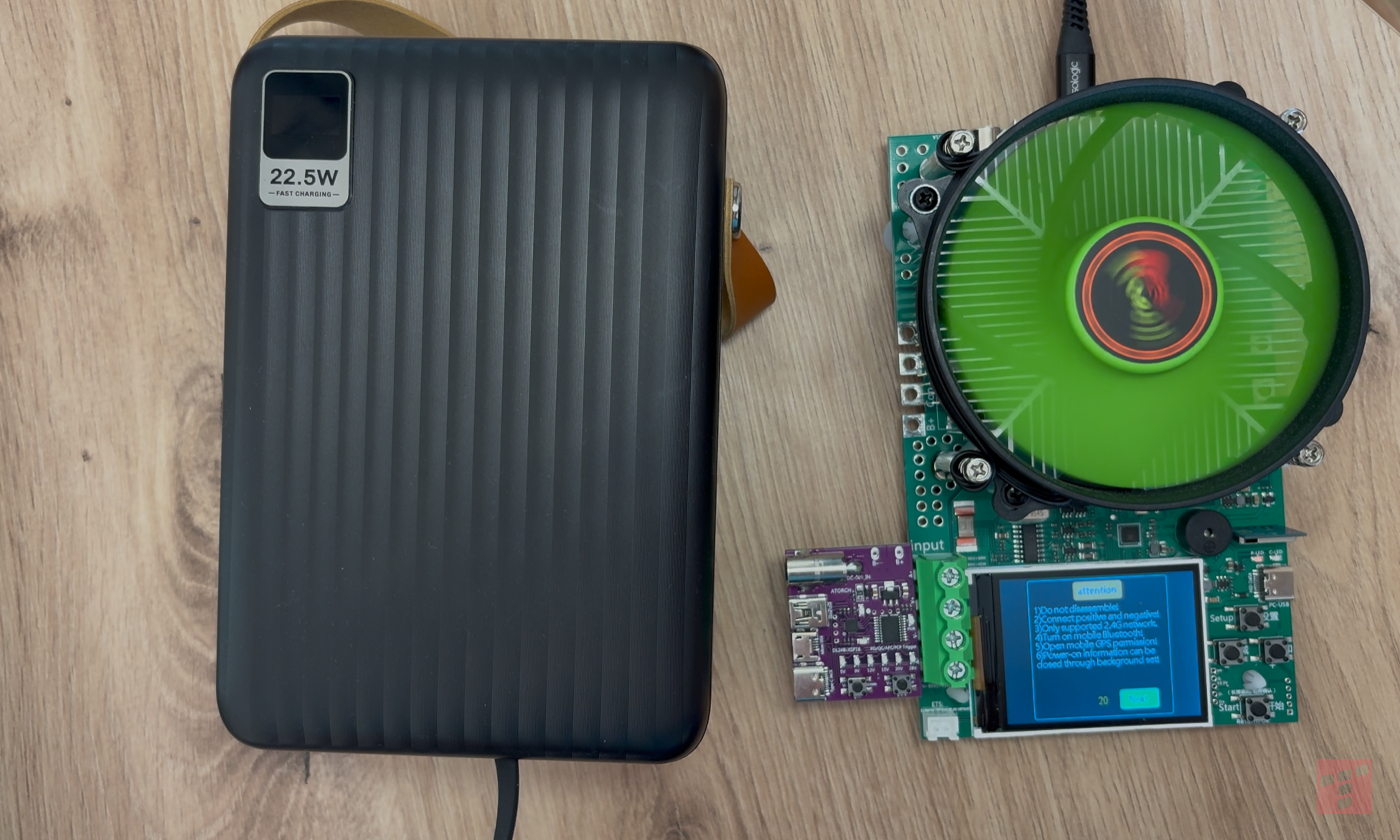 Testuję powerbank 80 000 mAh. Trochę kozak, trochę słoma