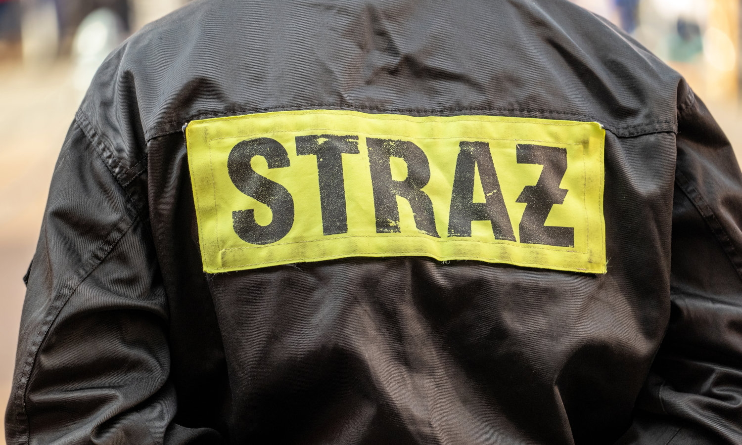 Dębina. Ładowarka wywołała pożar. Strażacy walczyli z ogniem