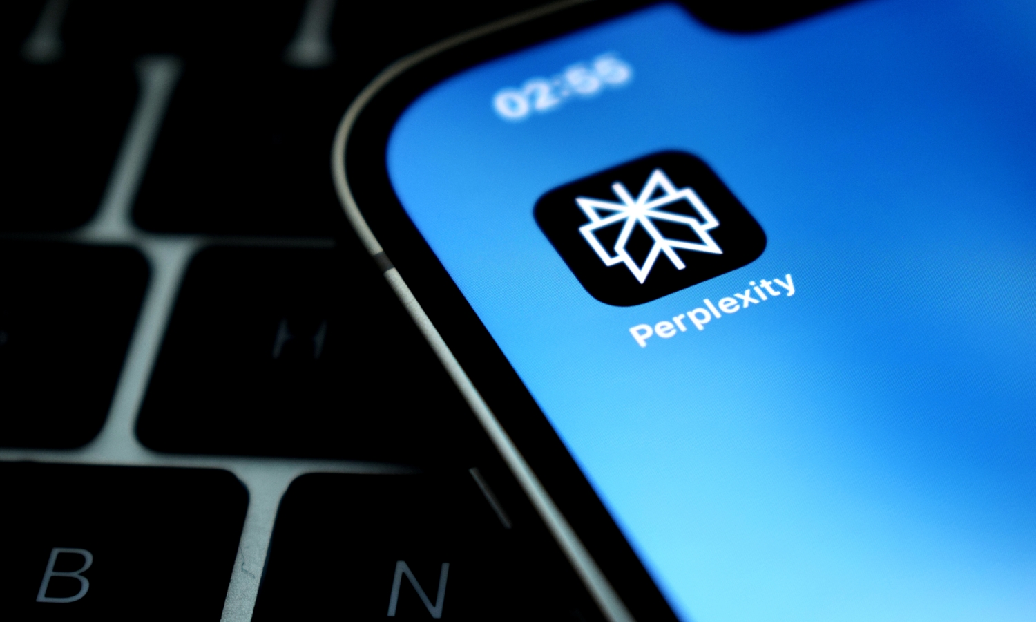 Wojna o przyszłość. Jedni włączają reklamy, inni je wyłączają