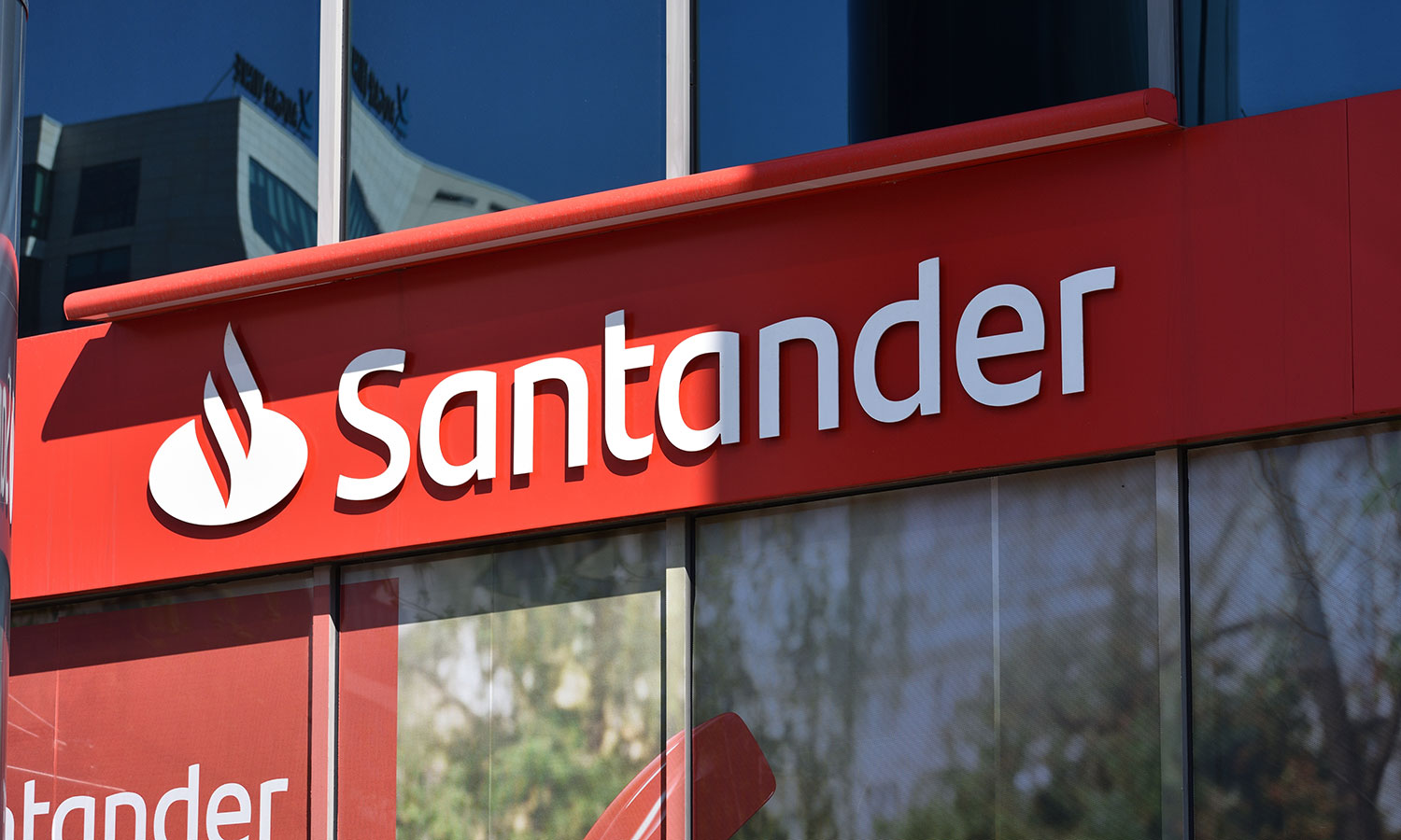 Santander właśnie ogłosił. Problemy zaczną się już dzisiaj
