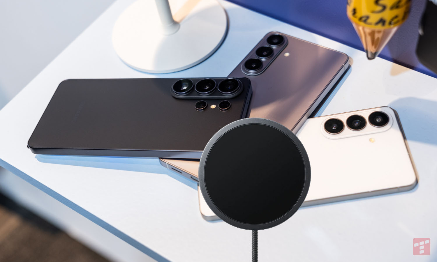 Do Galaxy S26 przyda się ładowarka. Samsung ma nową, magnetyczną