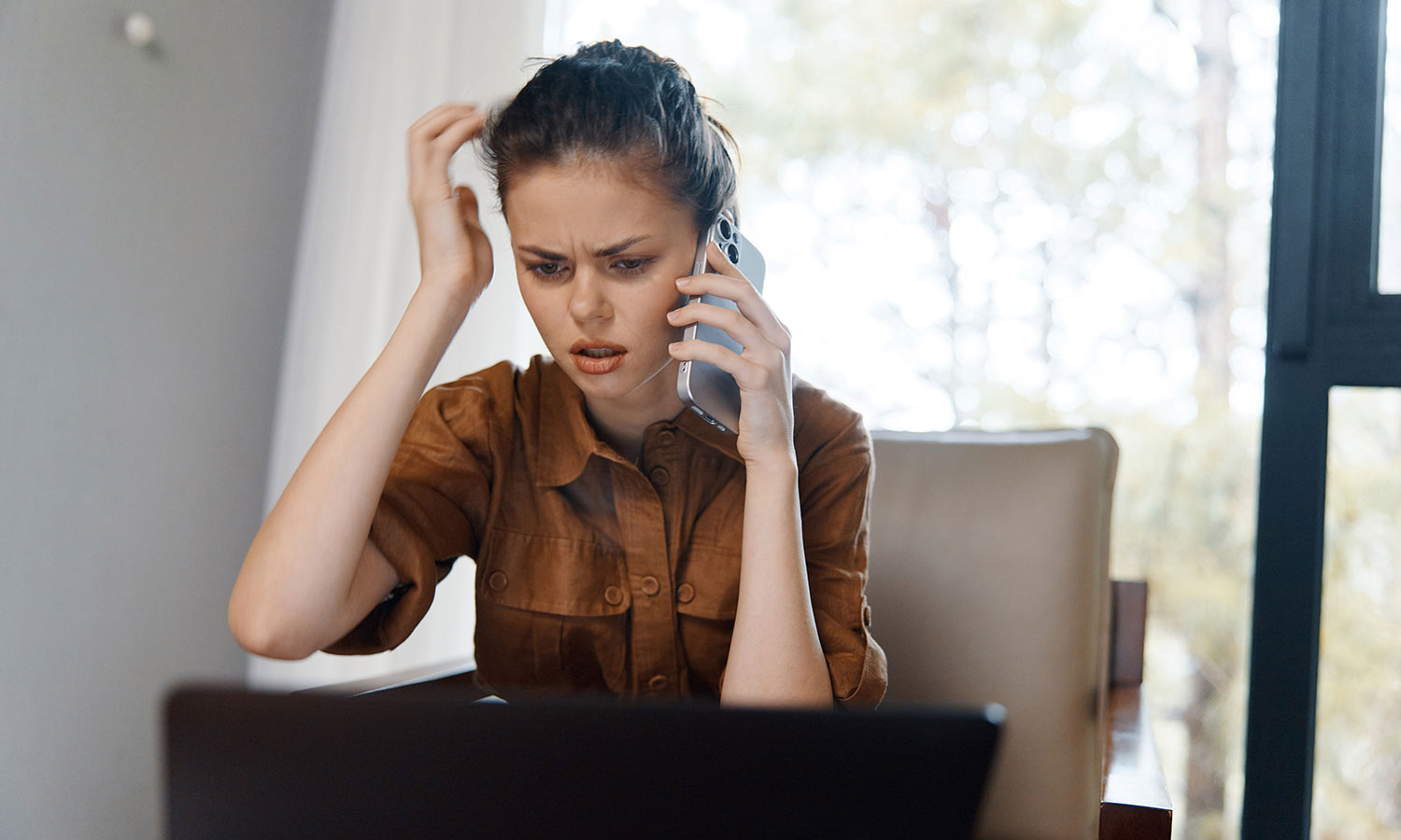 Pomagali jej zablokować transakcję. Myślała, że wszystko idzie dobrze