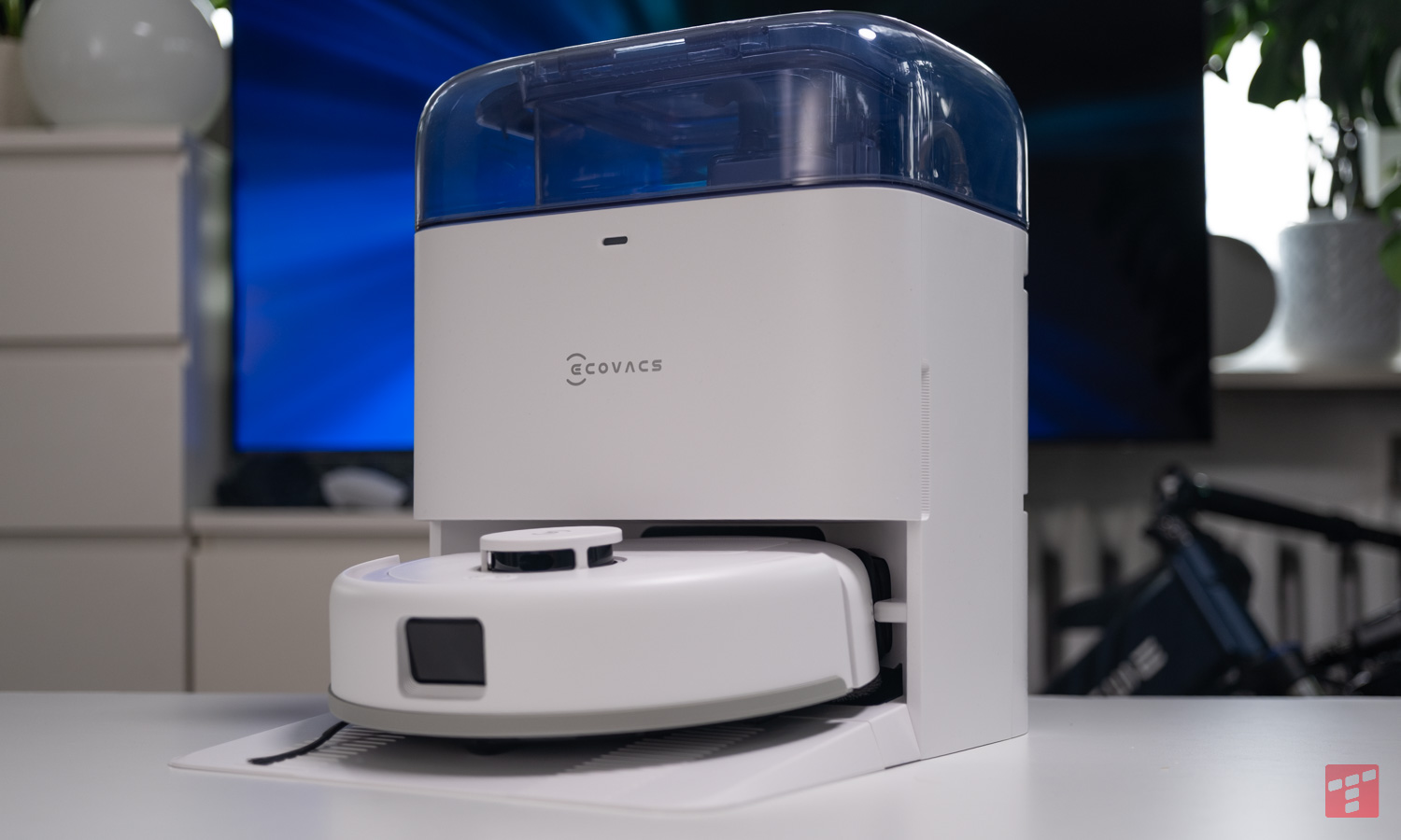 Ecovacs Deebot Mini - robot sprzątający do małych mieszkań (test)