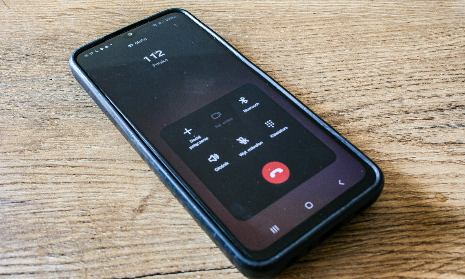 Wydzwaniał na 112 dla zabawy. Za bezmyślne blokowanie trafi za kratki