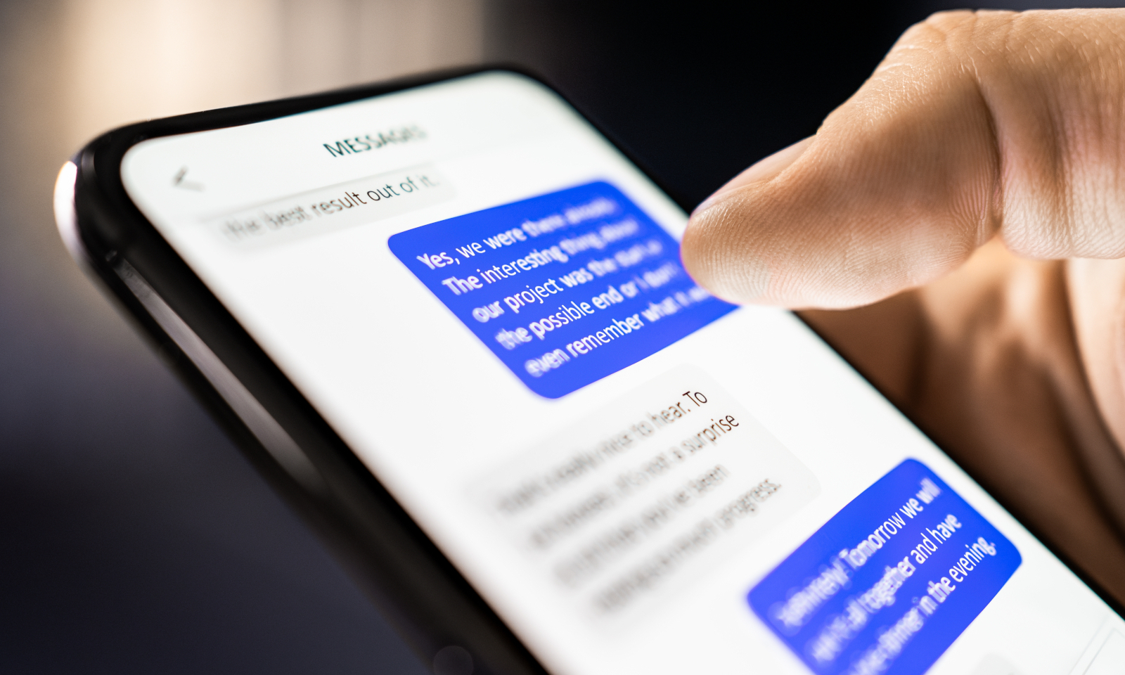 WhatsApp właśnie stracił mocny atut. Wiadomości Google z nową funkcją