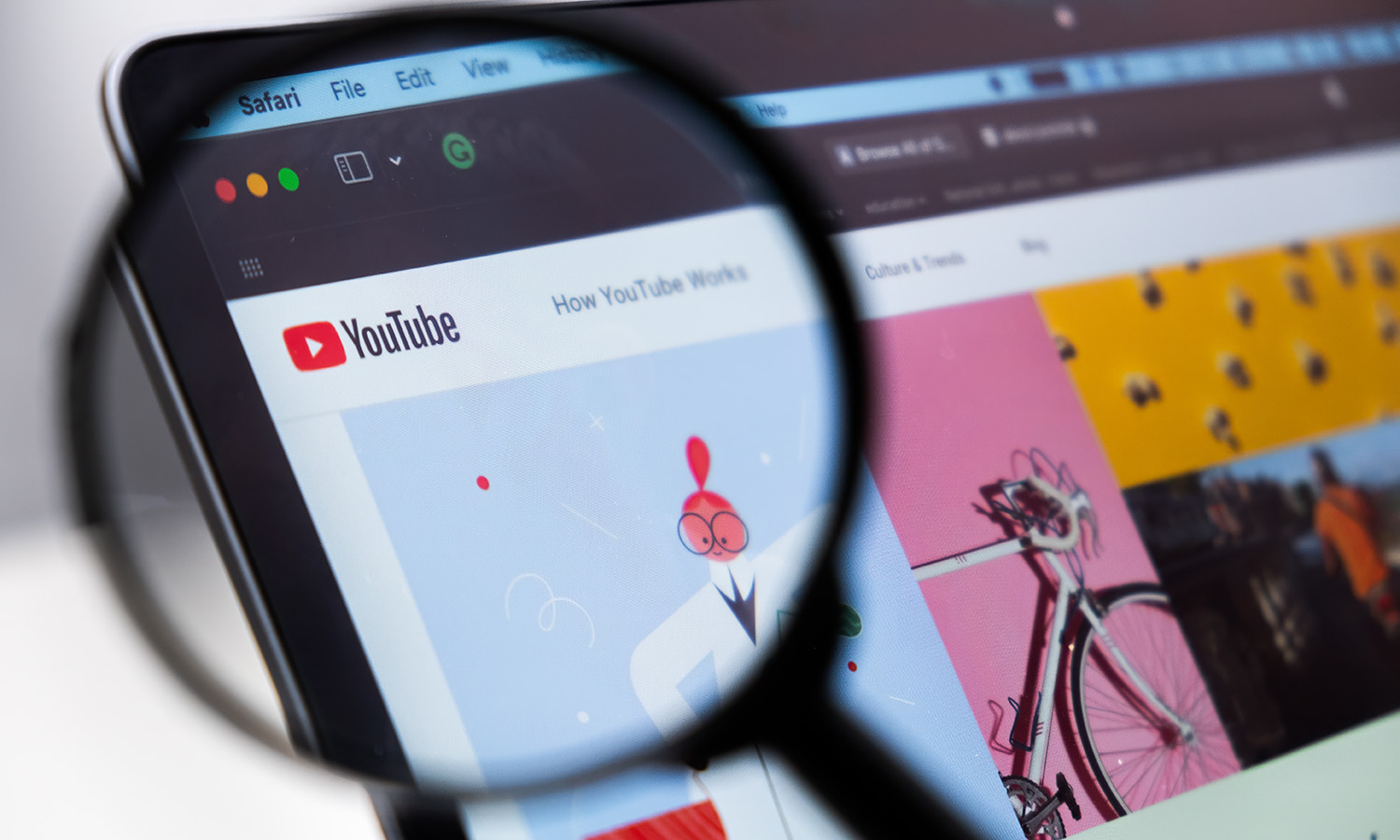 YouTube zada Ci to pytanie. Lepiej nie kłam