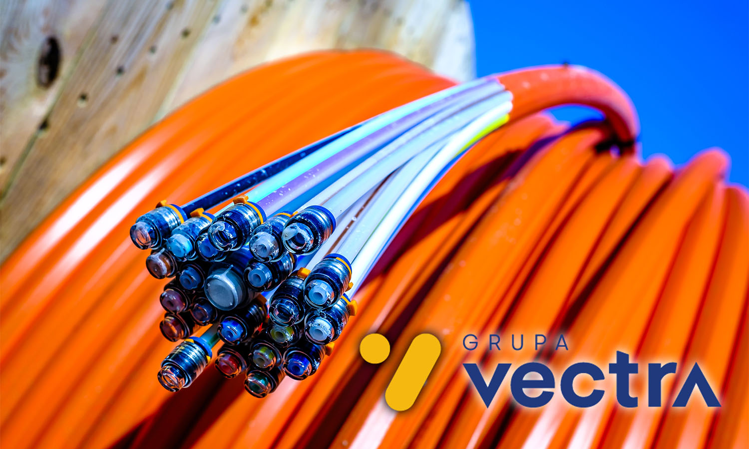 Światłowód Vectry przyspiesza. Operator zdobył miliardy na inwestycje