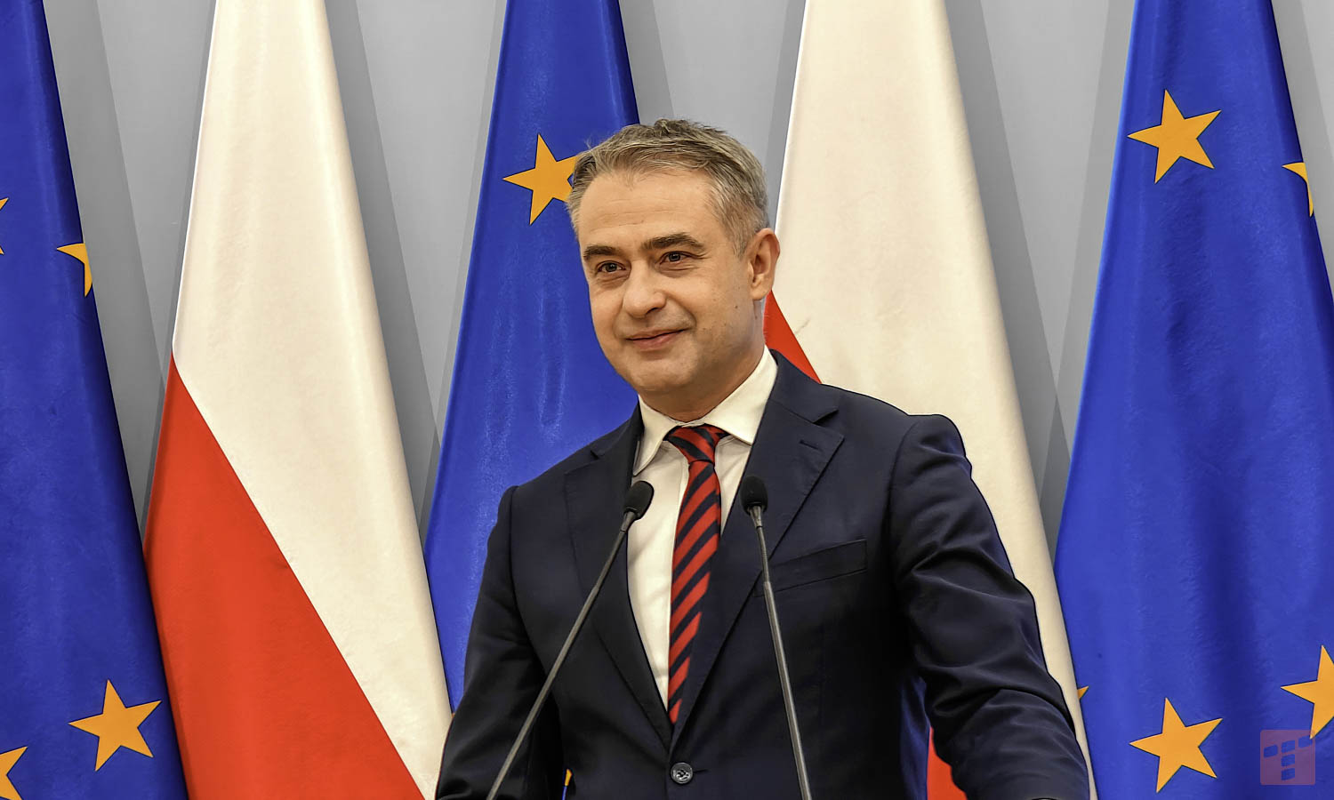 Koniec samowolki algorytmów. Rząd przyjął ustawę o sztucznej inteligencji