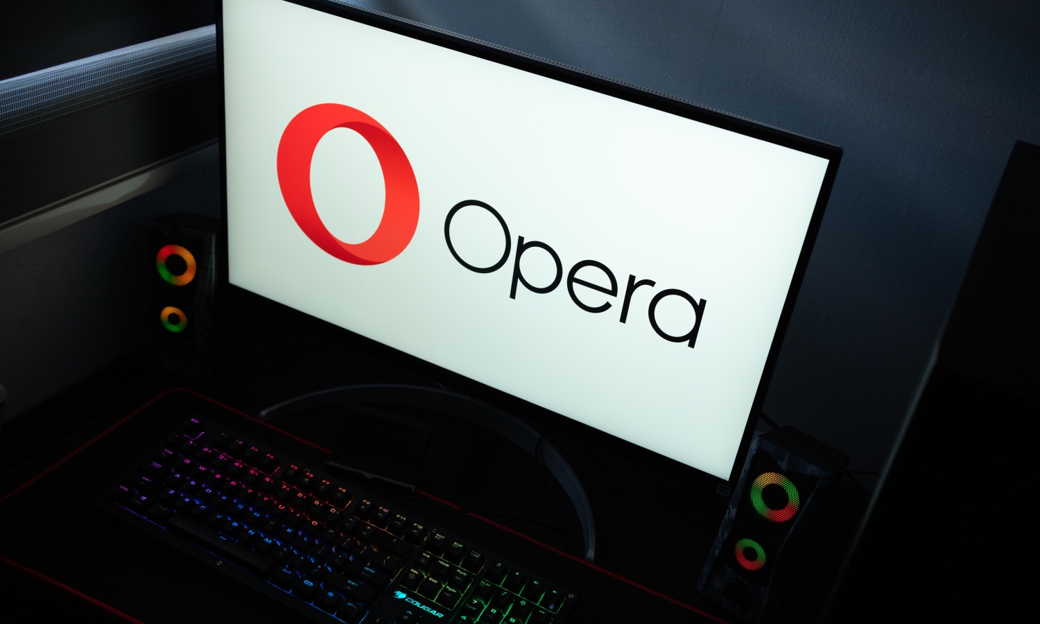 Opera zmienia zasady. Twoje AI zamieszka w przeglądarce