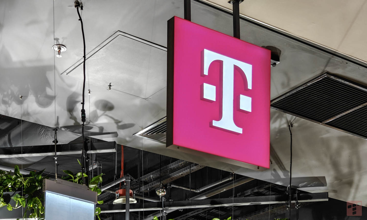 T-Mobile jest coraz 5G Bardziej i odpala nowe stacje