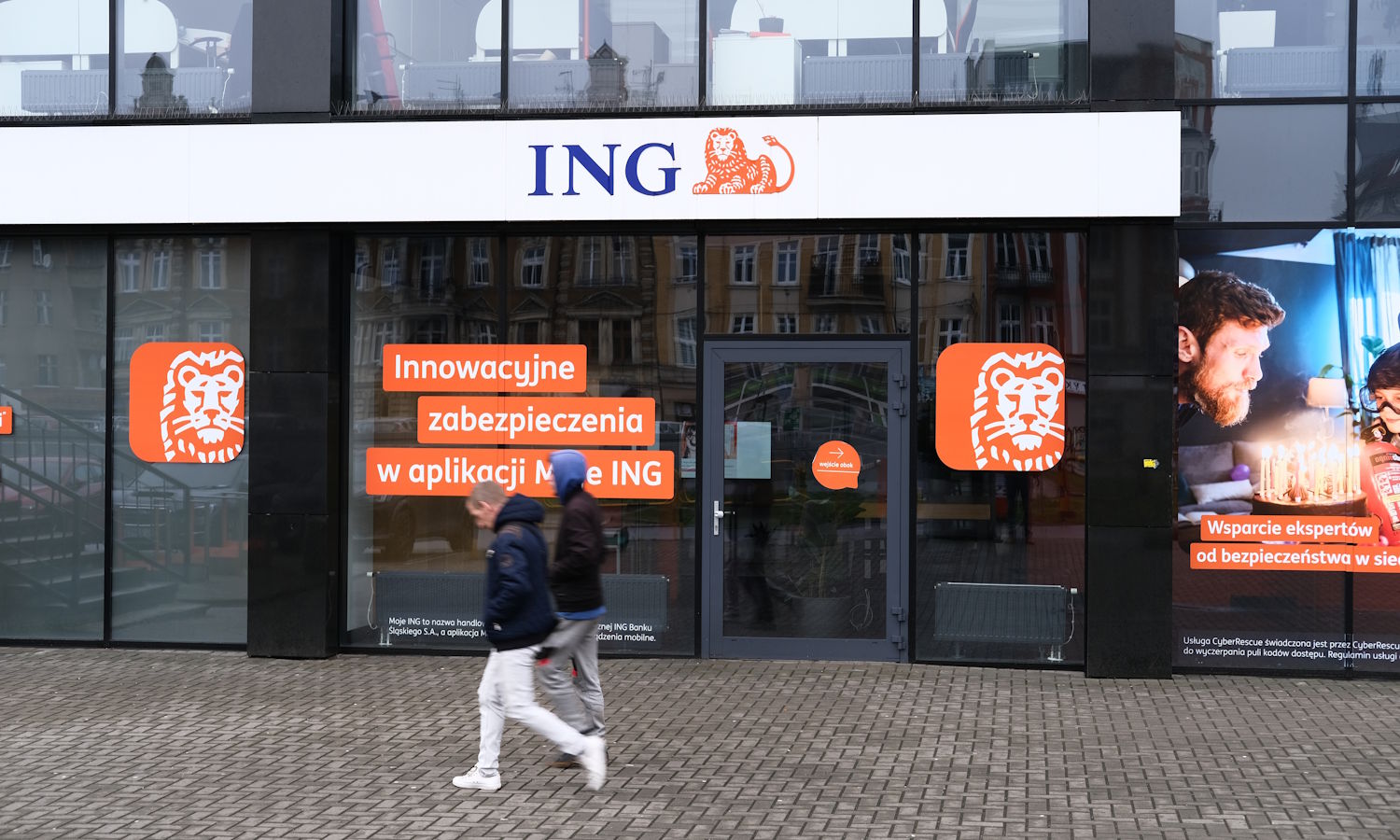 ING wprowadza horrendalną opłatę. Klienci muszą uważać