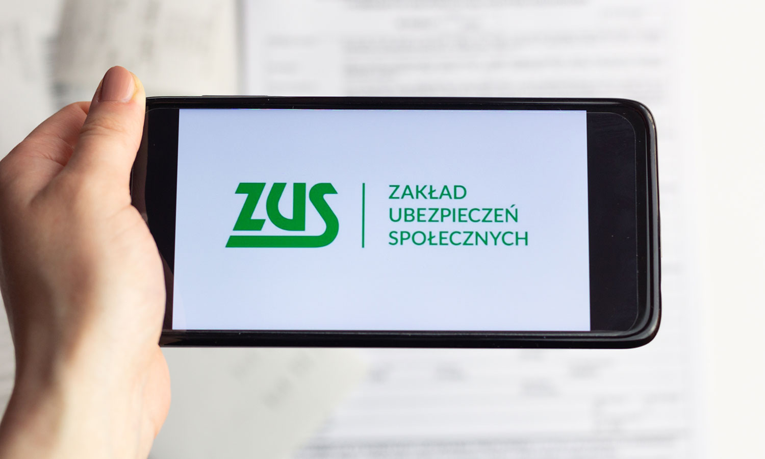 ZUS poinformował Polaków. Nowa aplikacja już dostępna