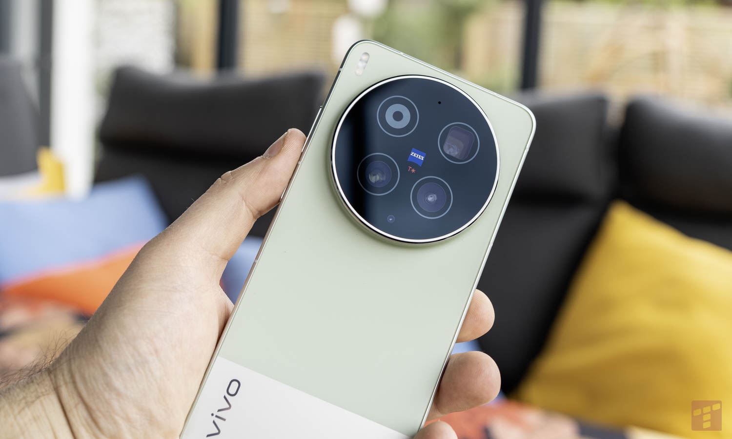 Vivo X300 Ultra debiutuje w Polsce. Cena zwala z nóg