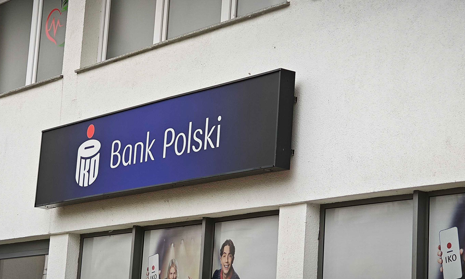 PKO BP bije na alarm. Chodzi o konkretny "telefon z banku"