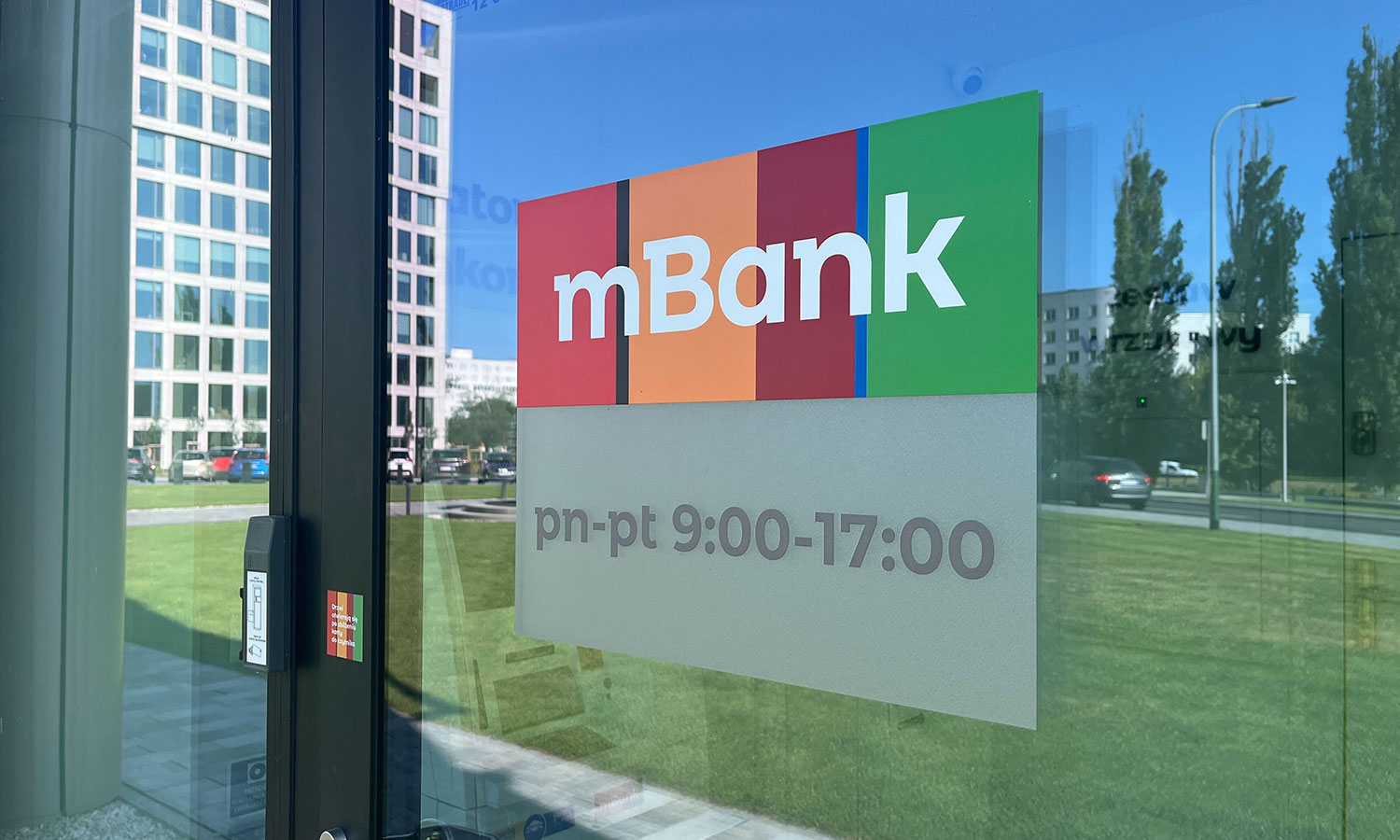 MBank z komunikatem odnośnie majówki. Dotyczy wszystkich klientów