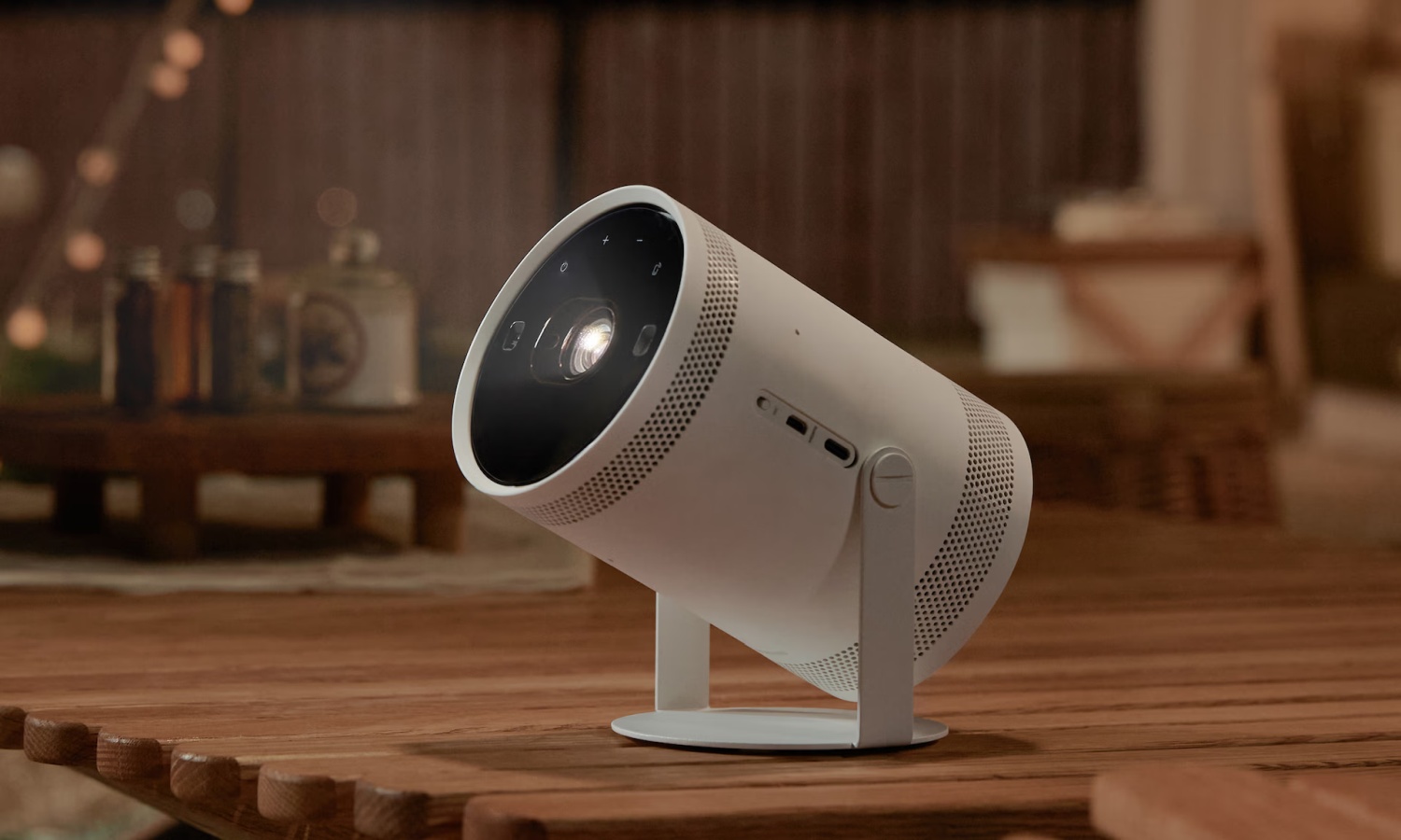 Samsung kusi prezentem. Wystarczy kupić projektor The Freestyle Gen. 2