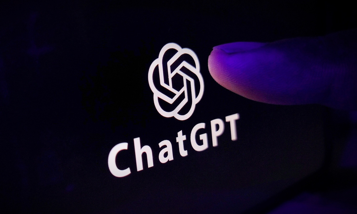 OpenAI wydaje GPT-5.5. Nowy model sam koduje i zużywa mniej mocy