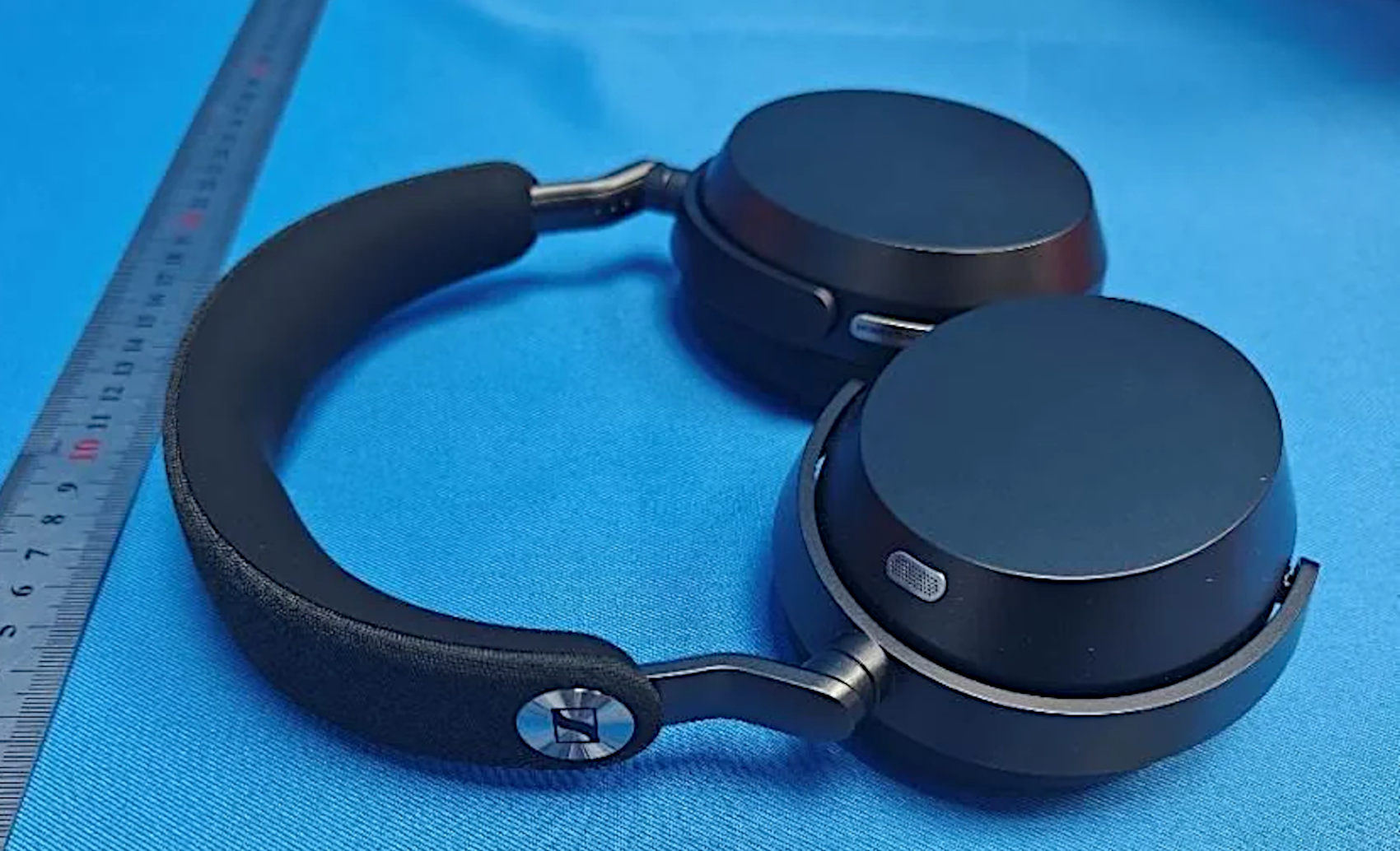 Sennheiser Momentum 5 nadejdą w czerwcu. Fani marki już szykują pieniądze