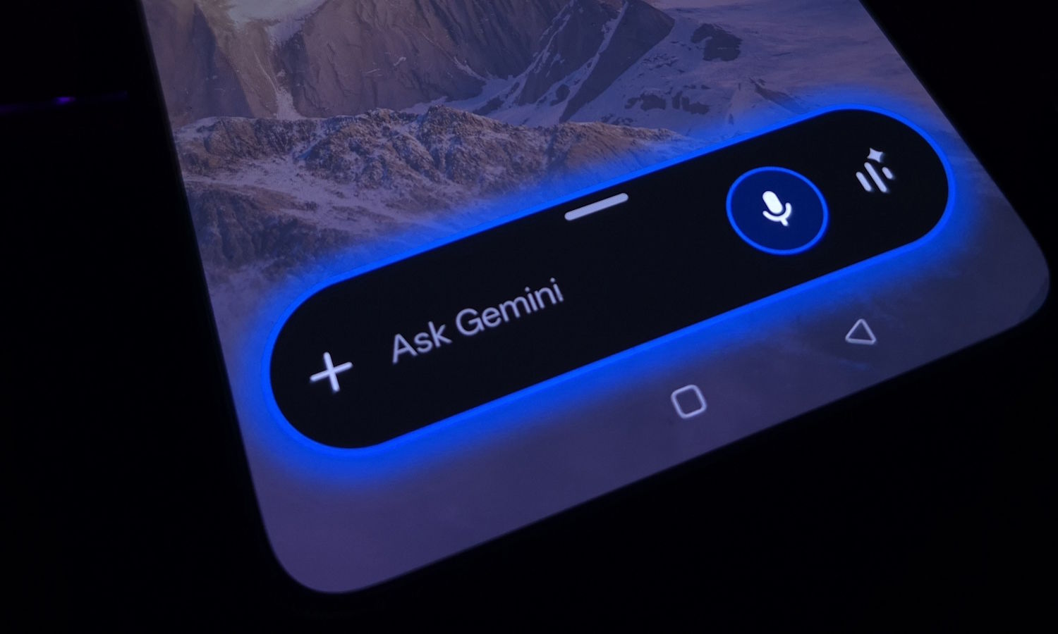 Unia wzięła się za AI w telefonach. Oberwało się Google