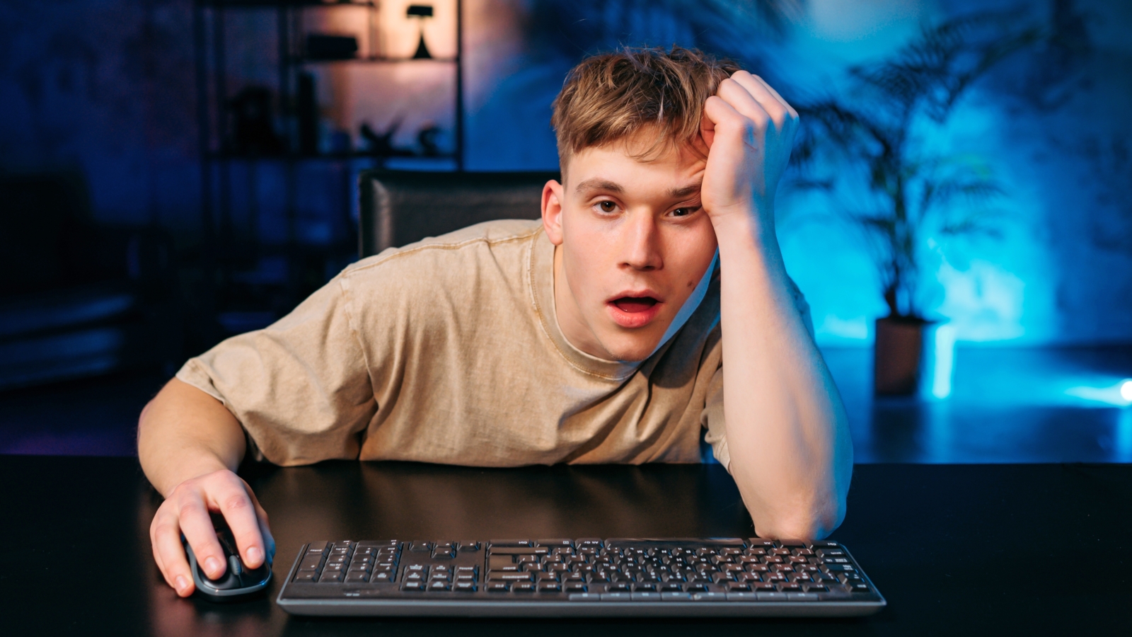 AI jest droższe niż ludzie. Ale to wcale nie przeszkadza firmom