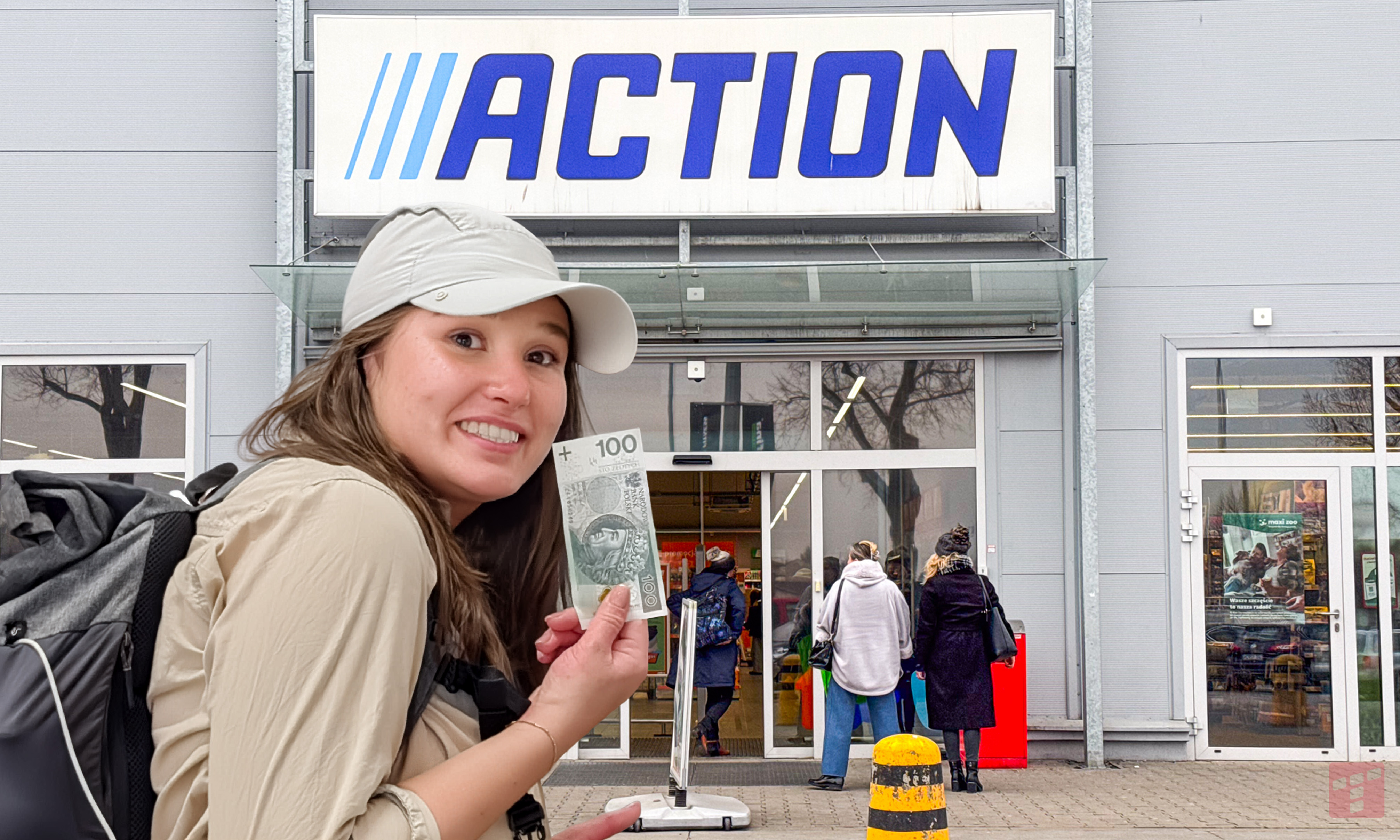 W Action za 64,95 zł. Taki Polaroid przynajmniej 350 zł