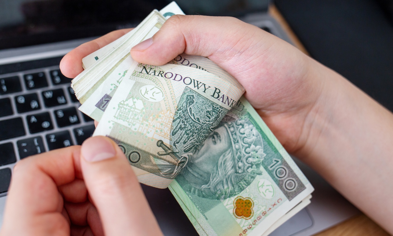 Obiecują zwrot z ubezpieczenia. To pułapka na Twoje pieniądze