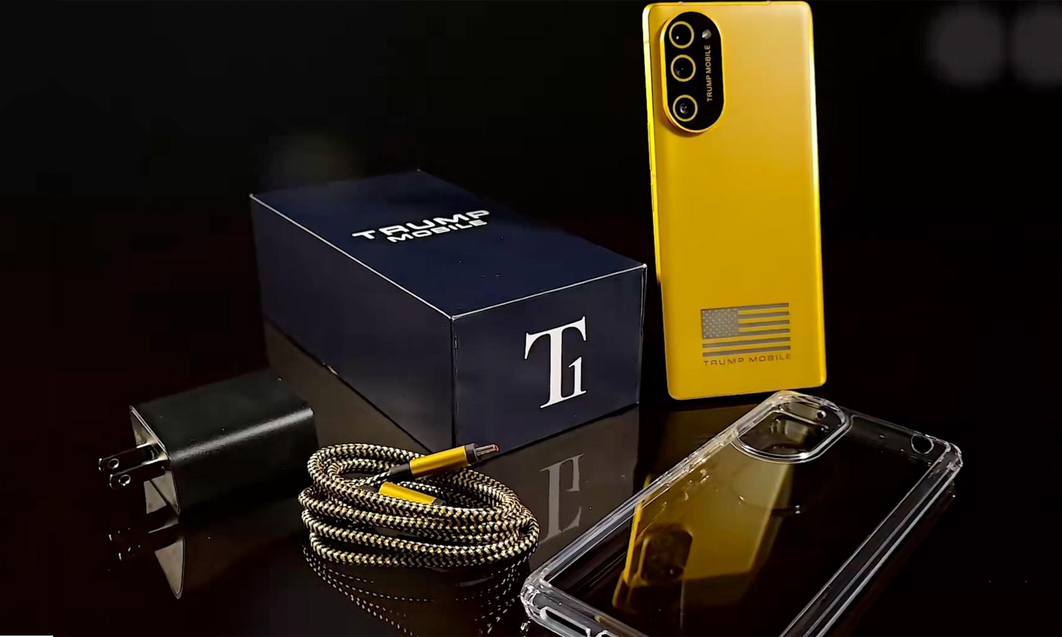 Patriotyczny telefon z kolejną wpadką. Twoje dane dostępne są na tacy