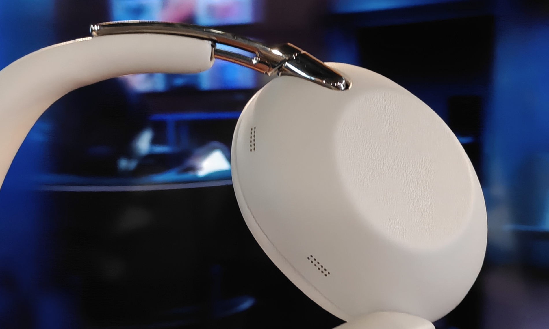 Nowe słuchawki Sony nie biorą jeńców. Oto 1000X THE COLLEXION