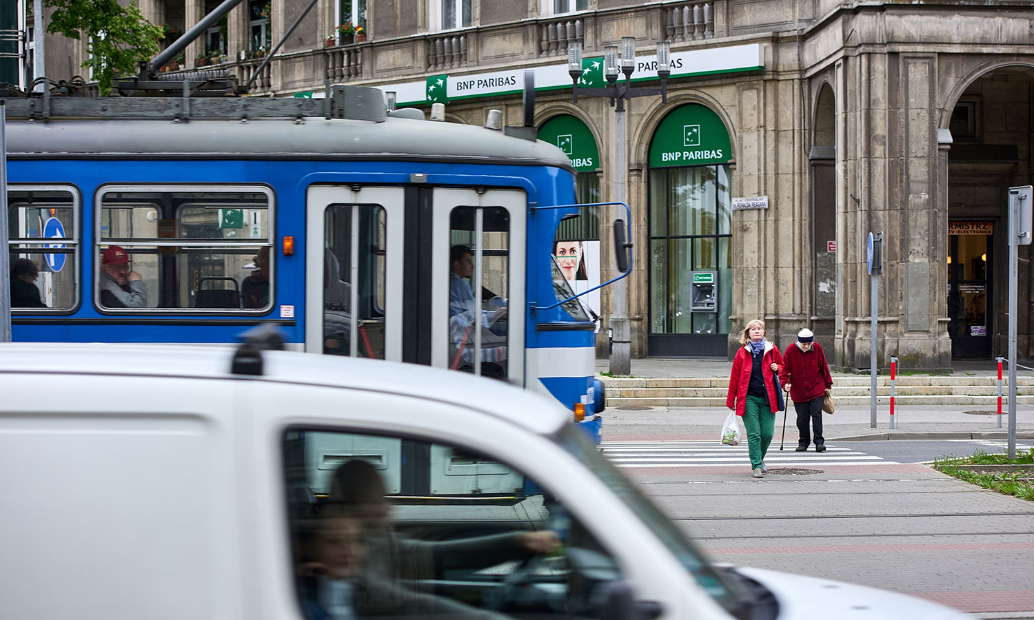 Paribas rozdaje klientom 550 zł. Kto pierwszy, ten lepszy