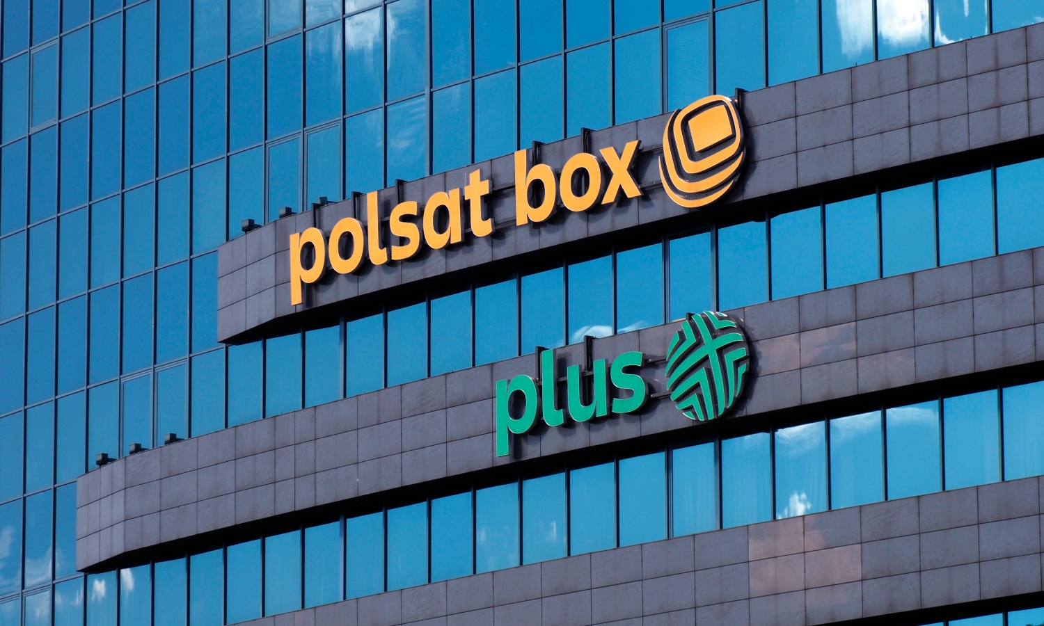 Grupa Polsat Plus z wyższym zyskiem. Zielona energia napędza biznes