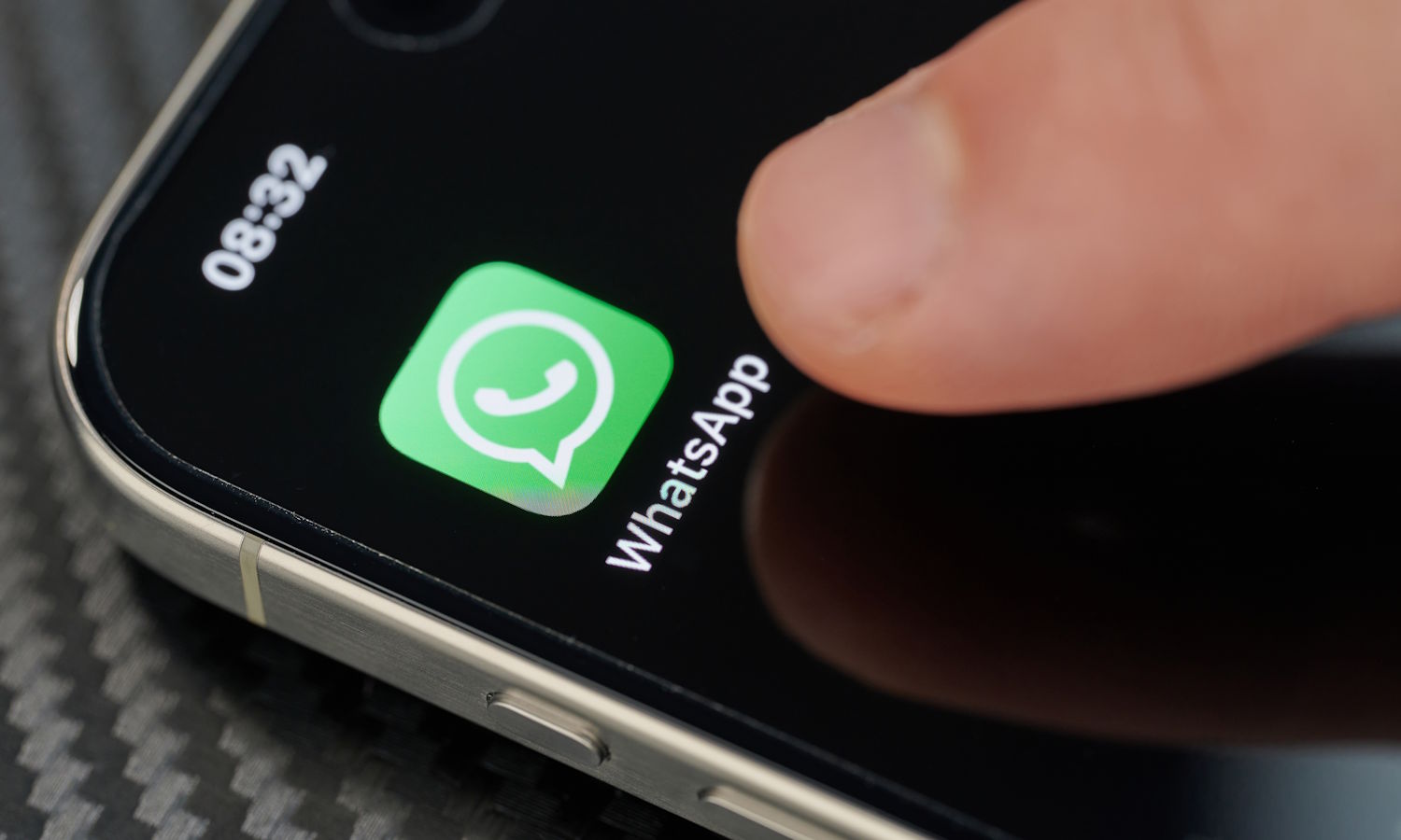 WhatsApp pokaże dodatkowe informacje. Pokaże więcej