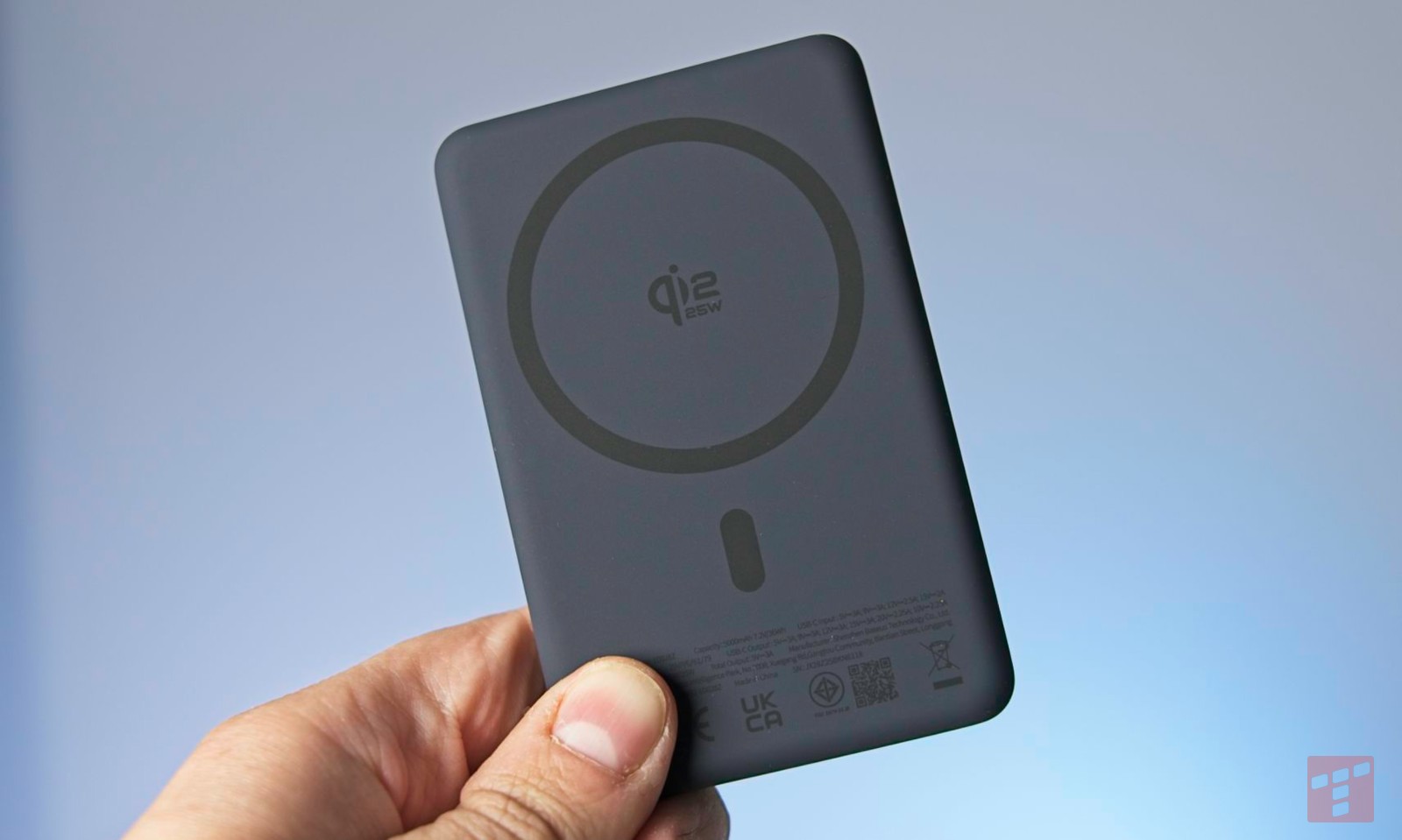 Szukałem idealnego powerbanku do iPhone. Czy Baseus PicoGo AM52 podołał zadaniu?