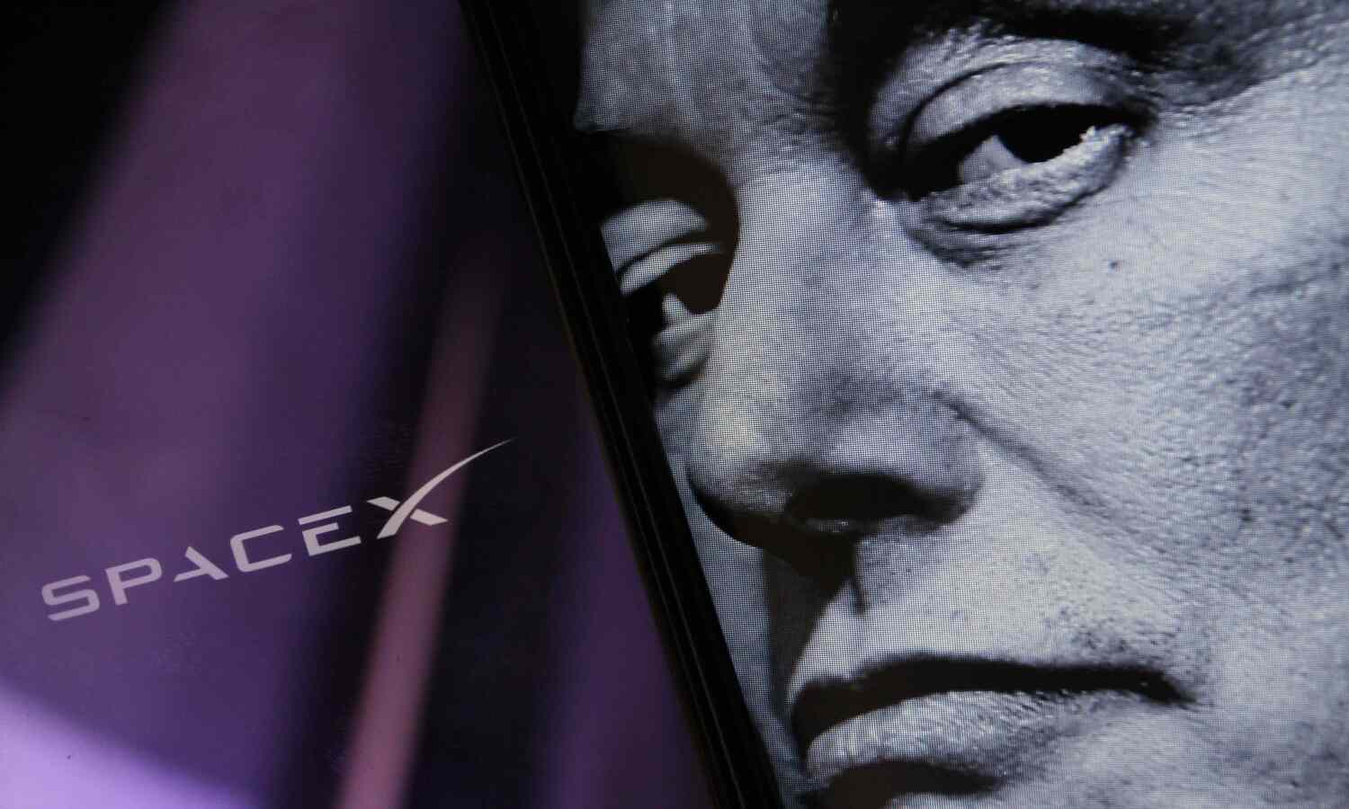 Elon Musk szokuje świat. Po tym ruchu będzie bilionerem