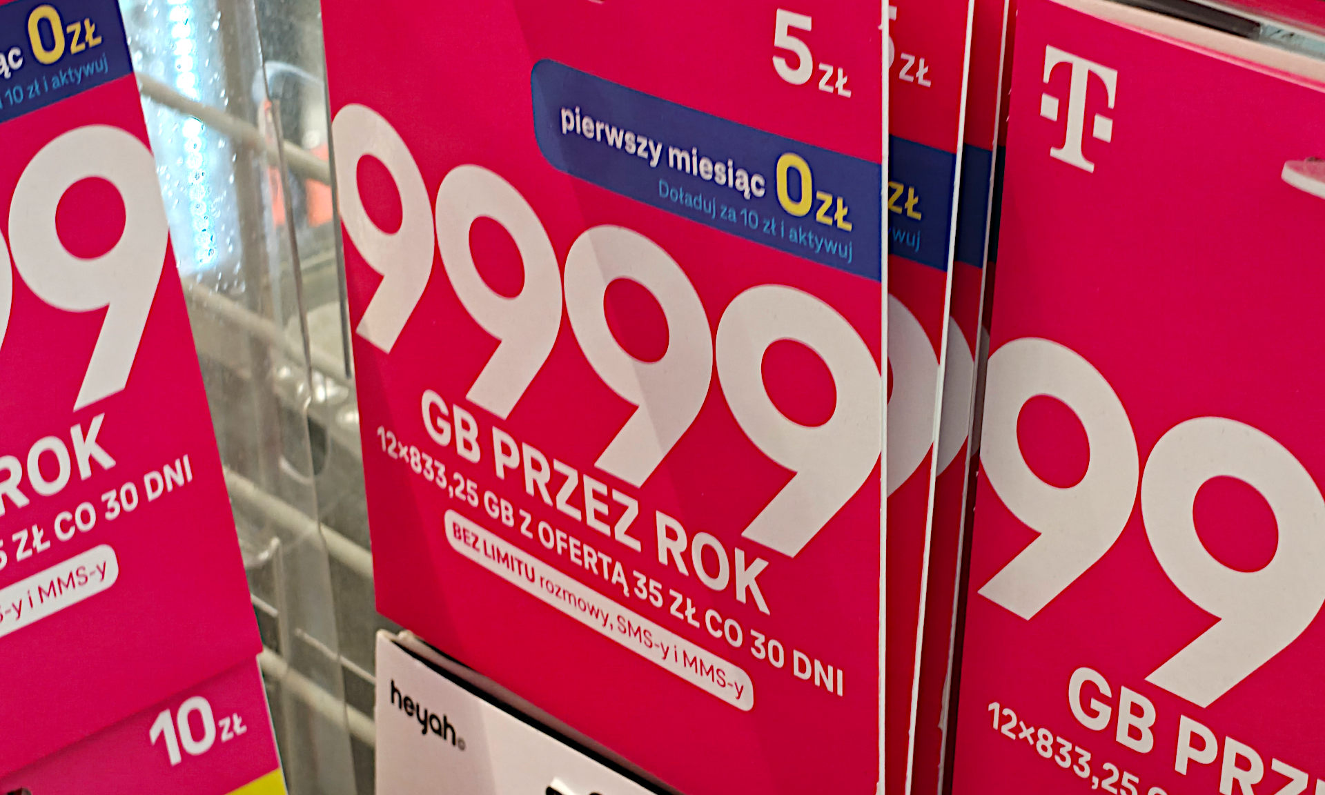 T-Mobile dokarmia klientów. Miesiąc masz za darmo