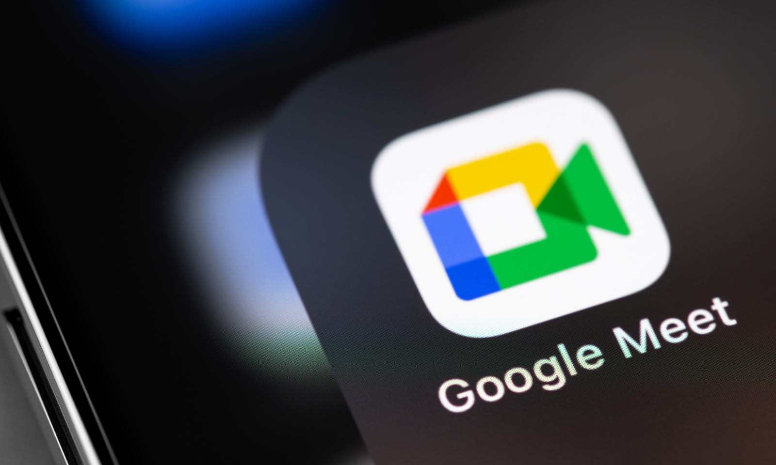 Mówisz po polsku, oni słyszą po angielsku. Google Meet z genialną nowością