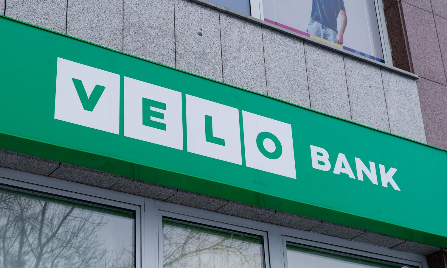 Dostałeś takiego SMS-a od banku? Musisz odpisać albo zablokują kartę
