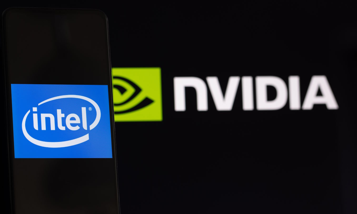 To może być hit. Intel szykuje procesory z wbudowanymi grafikami NVIDII