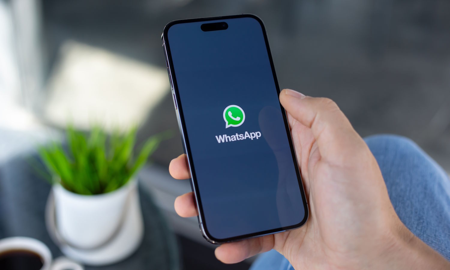 Jeśli korzystasz z WhatsAppa, to musisz uważać. To nie pisze kolega