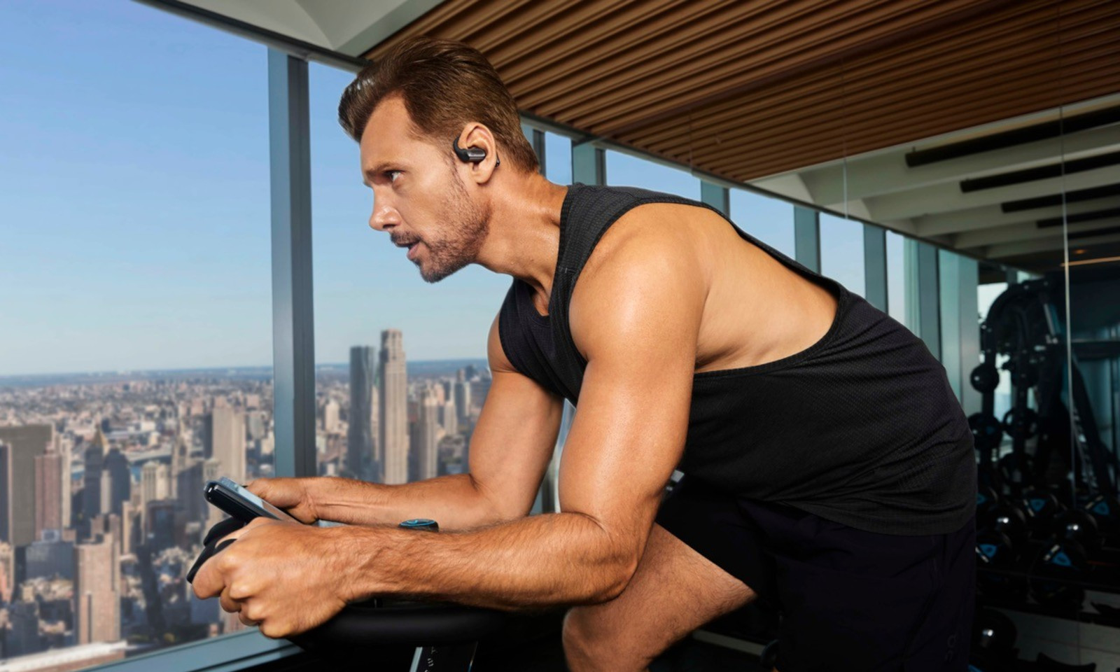 Shokz OpenFit Pro już w Polsce. Ponad 1000 zł, ale mają funkcję, jakiej próżno szukać u konkurencji