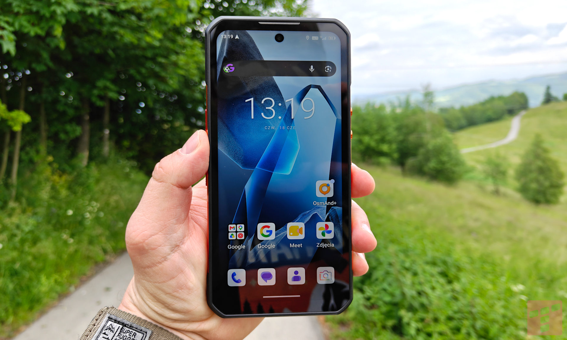 Pancerniak z przyciskiem śmierci. Oukitel WP500 Ultra zaskakuje (test)