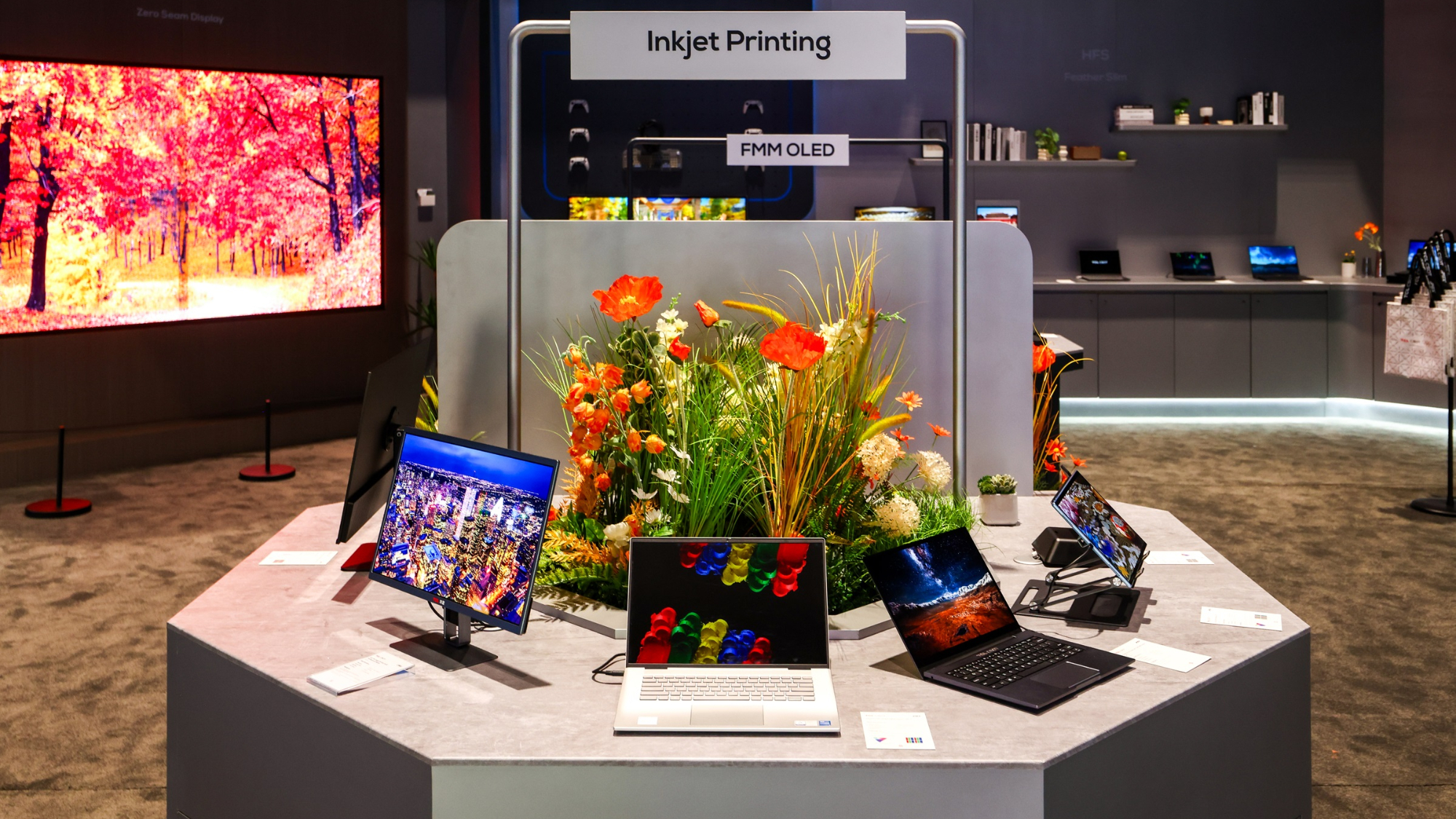 OLED drukowany jak gazeta. Lenovo otwiera nowy rozdział