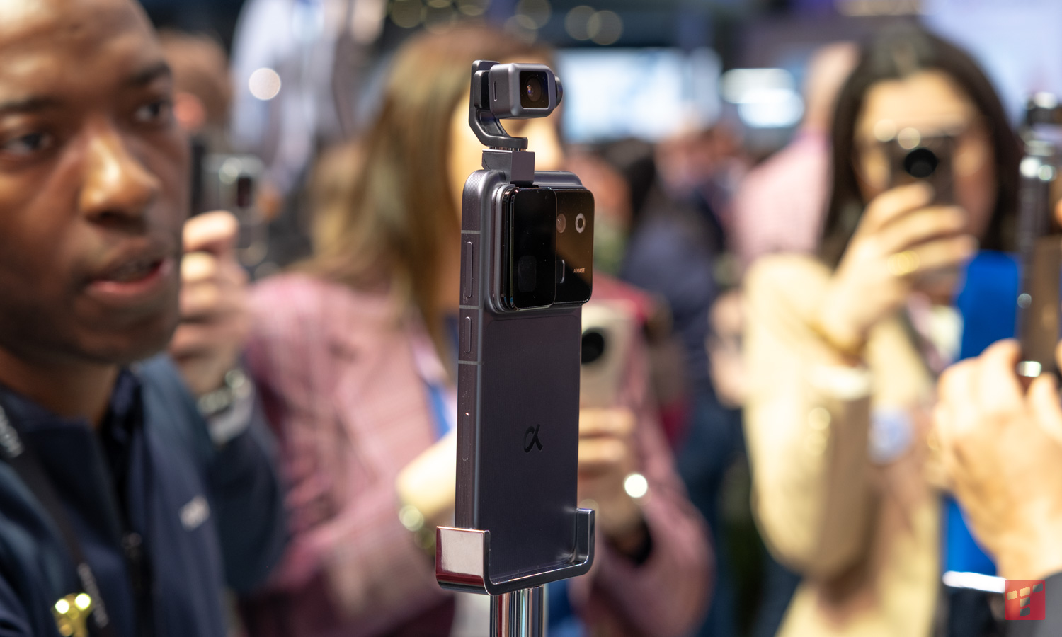 Honor Robot Phone wchodzi do sprzedaży, to już pewne