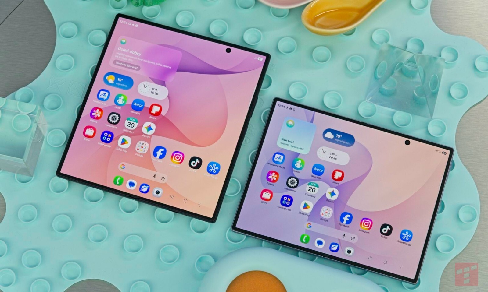 Play: nowe telefony Samsung taniej o 2750 zł. W sumie zaoszczędzisz 7000 zł