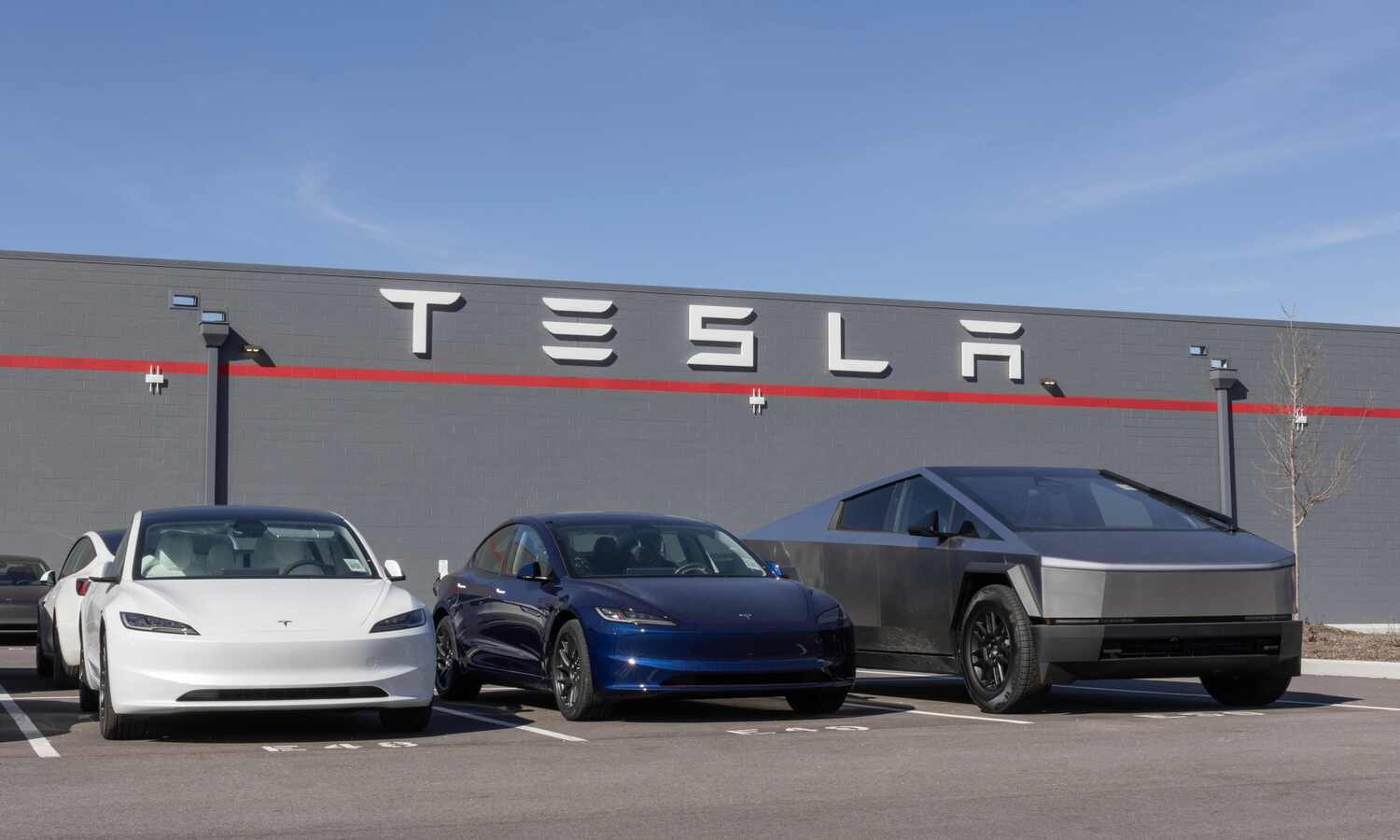 Tesla pozbędzie się perły w koronie? Ten ruch da Muskowi więcej władzy