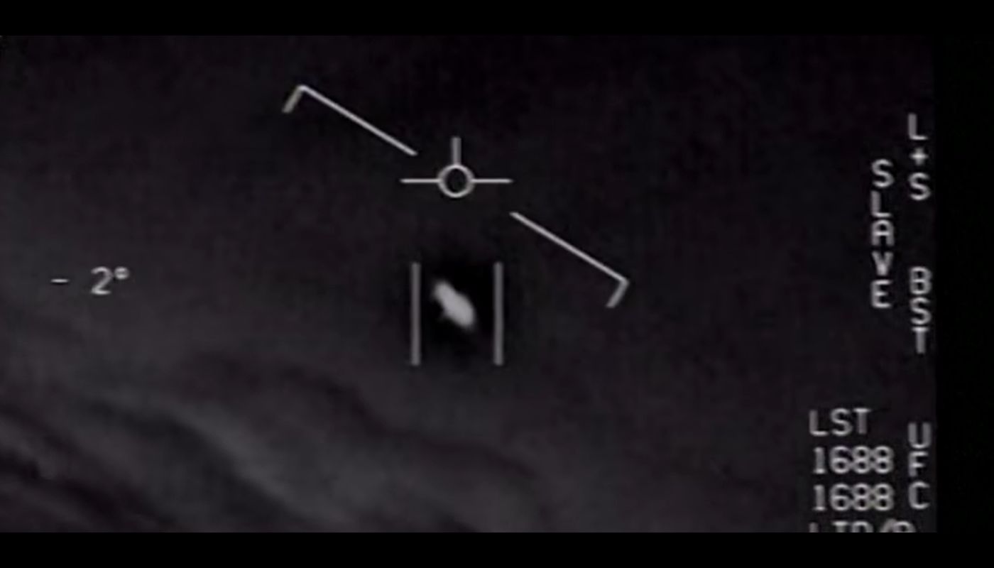 Takiej anomalii jeszcze nie widzieliśmy. Nowe nagrania UFO z Pentagonu